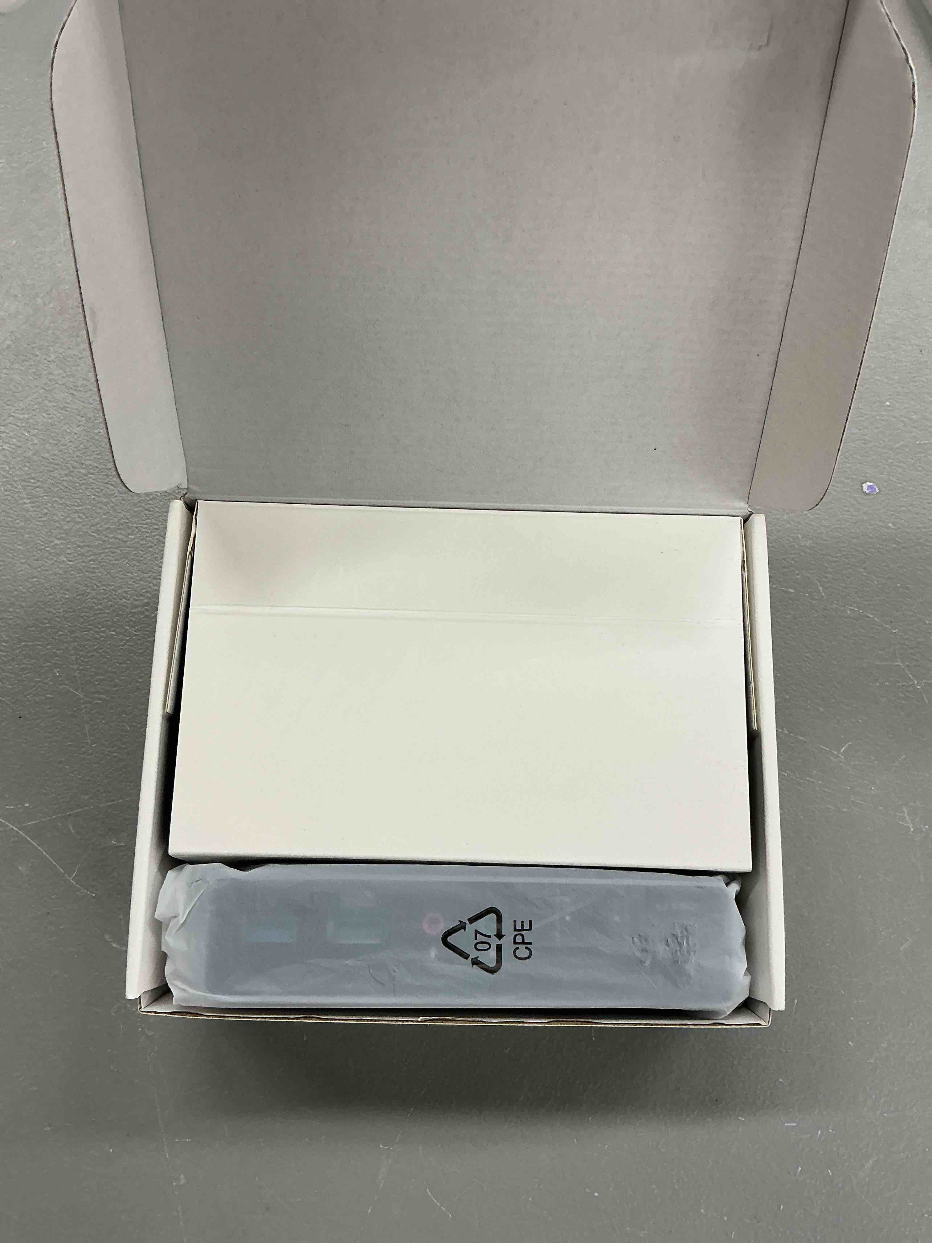 https://s3.amazonaws.com/lotting-images-prod/EmanualPiazza/BRN3770324_1779802110369.jpeg