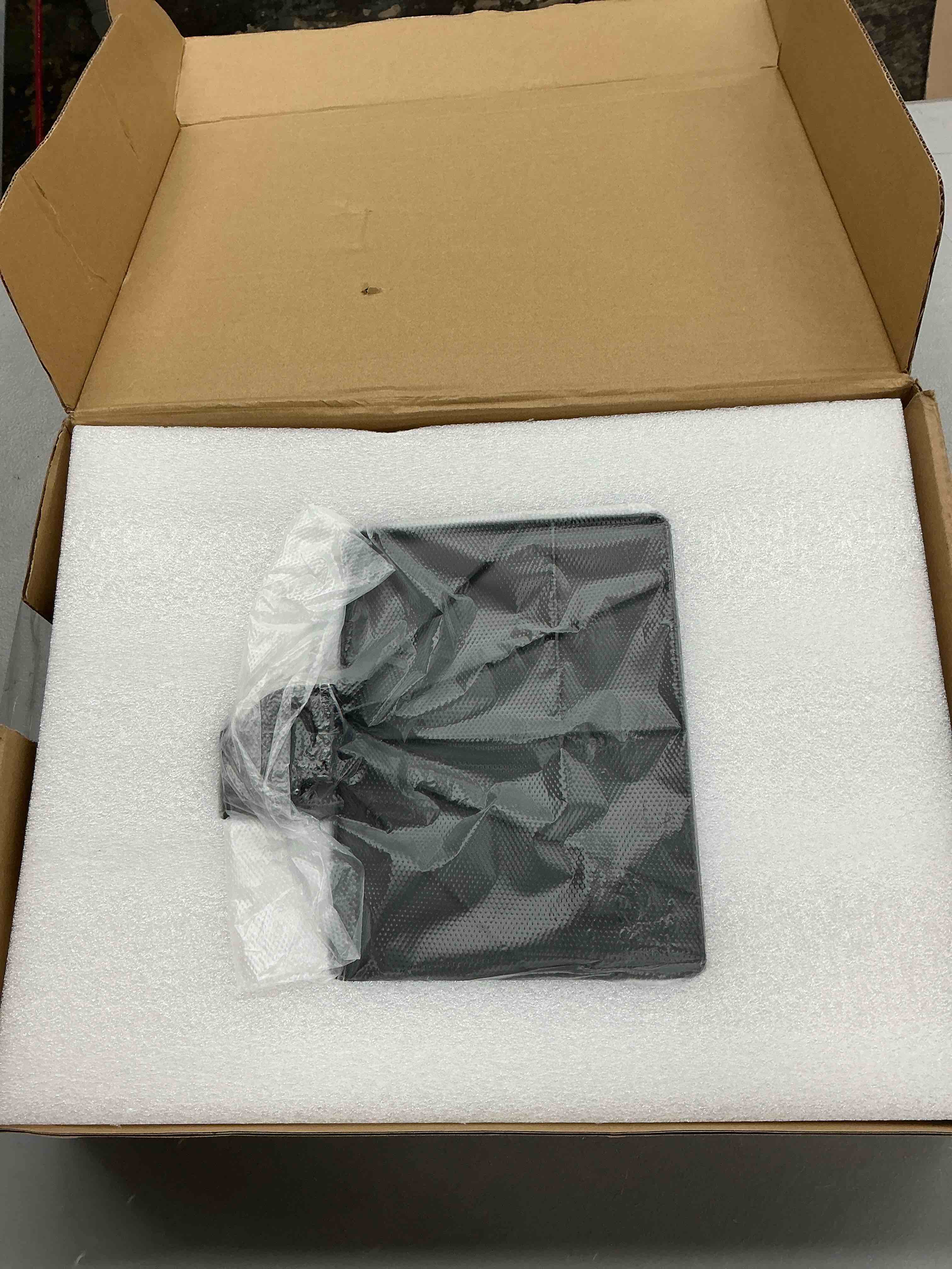 https://s3.amazonaws.com/lotting-images-prod/EmanualPiazza/BRN3770329_1779802688174.jpeg