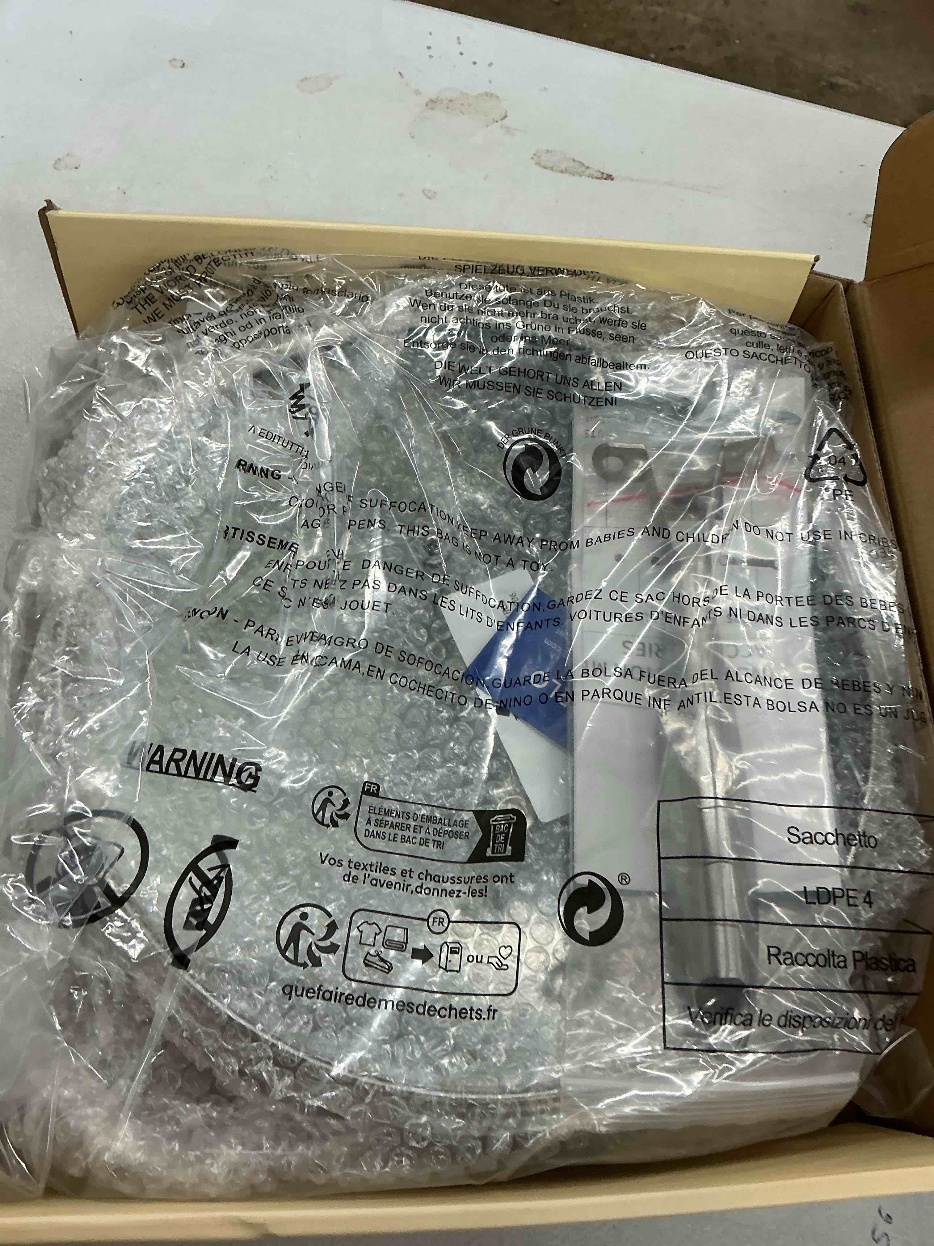 https://s3.amazonaws.com/lotting-images-prod/EmanualPiazza/BRN3772712_1778271998500.jpeg