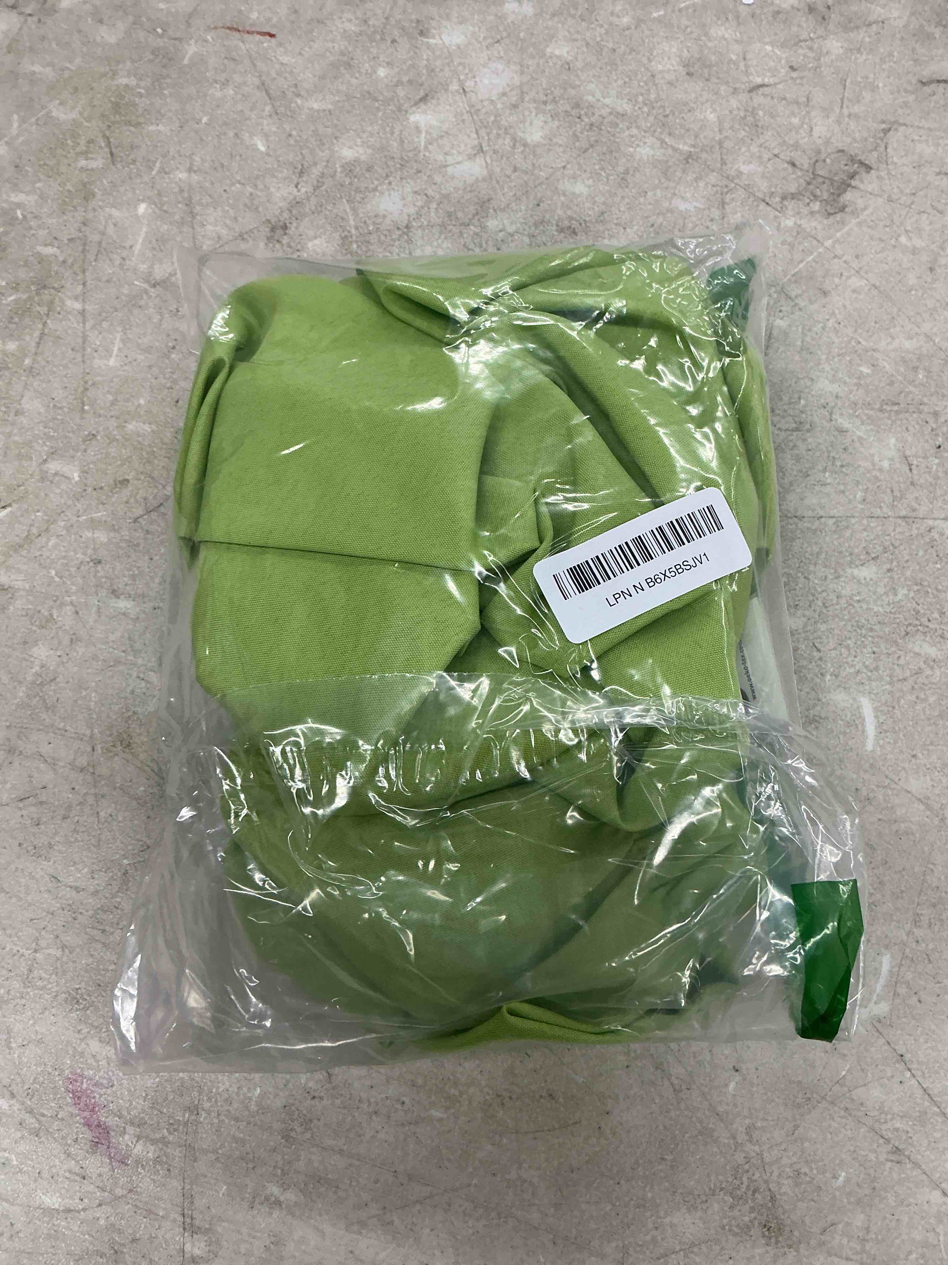 Condition photo showing Good Condition for homing 2 pack rectangle table cloth, elastic fitted fabric tablecloth fits for 4 foot folding tables, washable table cover for picnic, camping, indoor, outdoor, easter (lime green, 24" x 48") lime green 48" x 24" (rectangular)