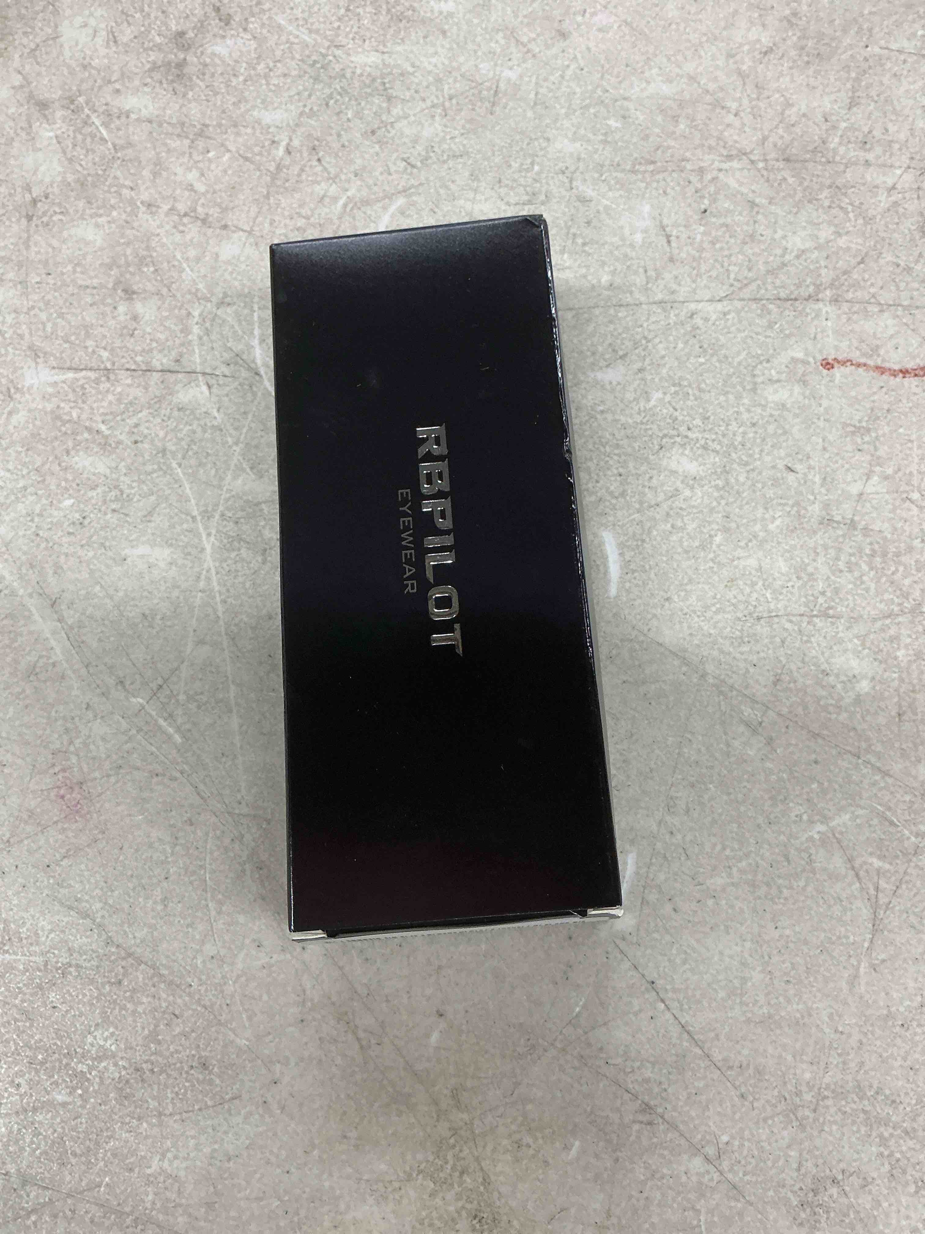 Condition photo showing Good Condition for aviator reading glasses for men and women blue light blocking lens spring temple gold 57 millimeters 3.0 x
