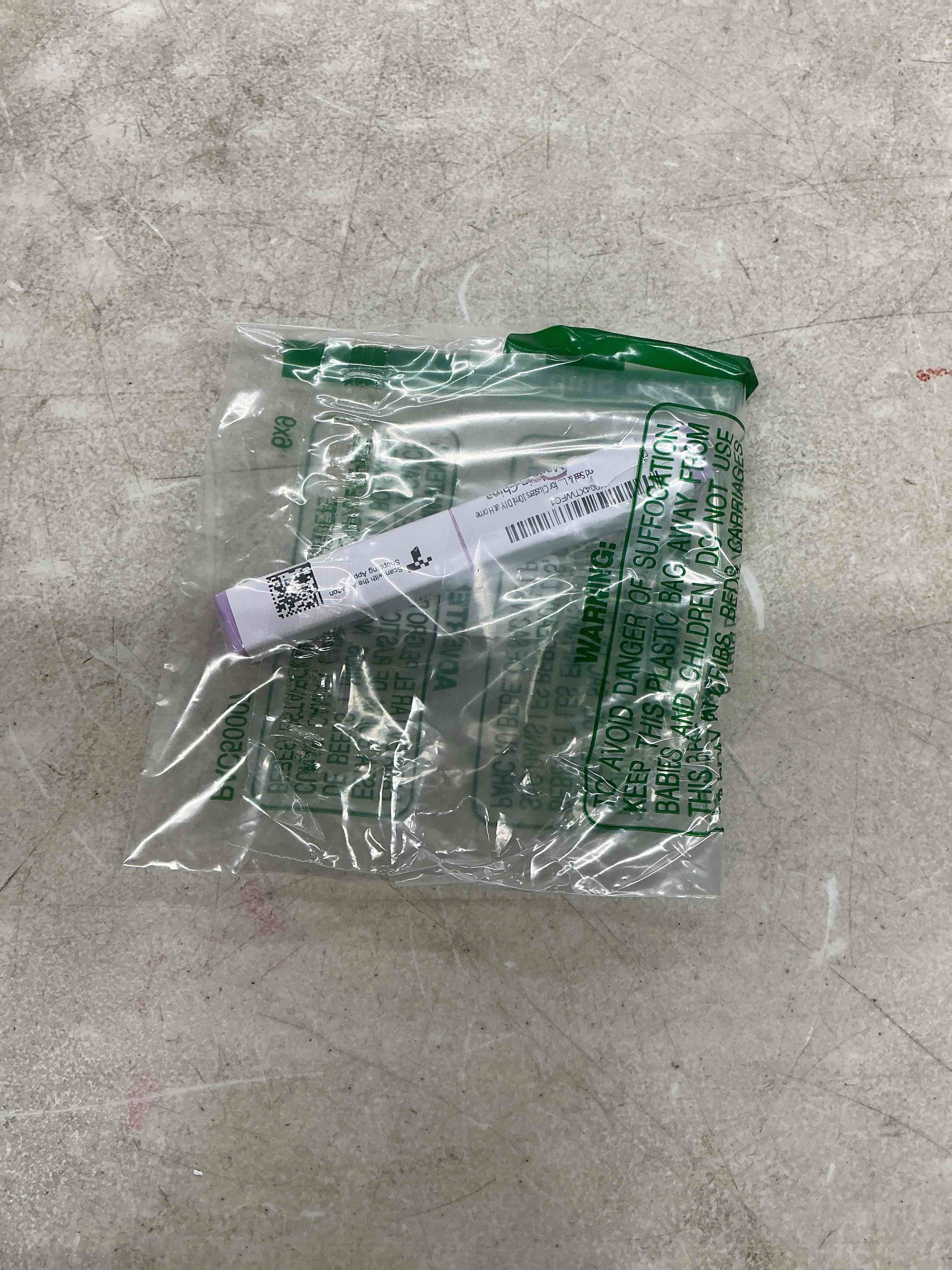 Condition photo showing Good Condition for lash glue, lash cluster glue & lash bond and seal, waterproof 2-in-1 long-lasting 96h non-irritating, eyelash glue for clusters,10ml diy at home
