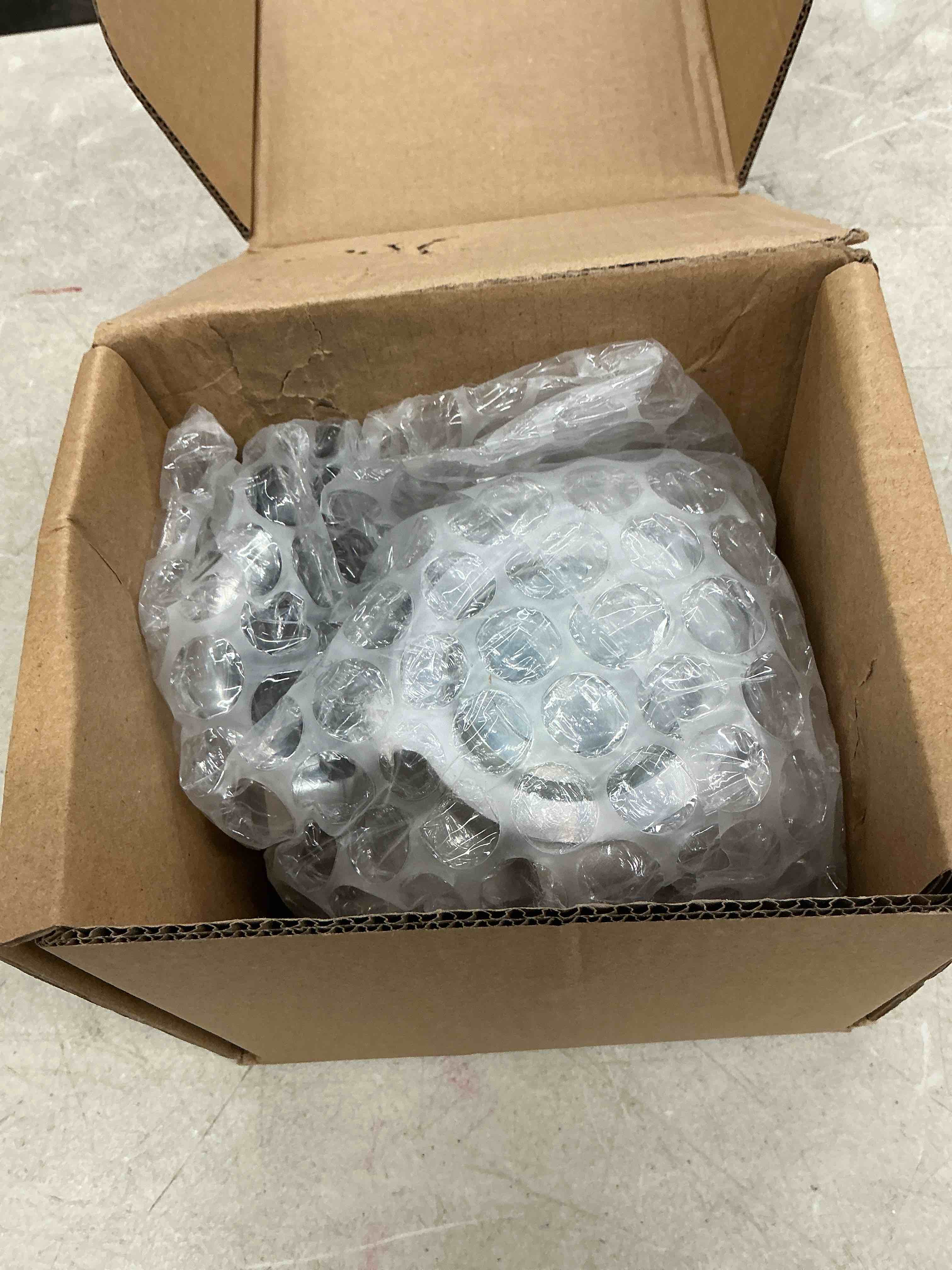 Condition photo showing Good Condition for chefull 96-5204 power steering pump with pulley compatible with ford expedition lincoln navigator 2011-2014