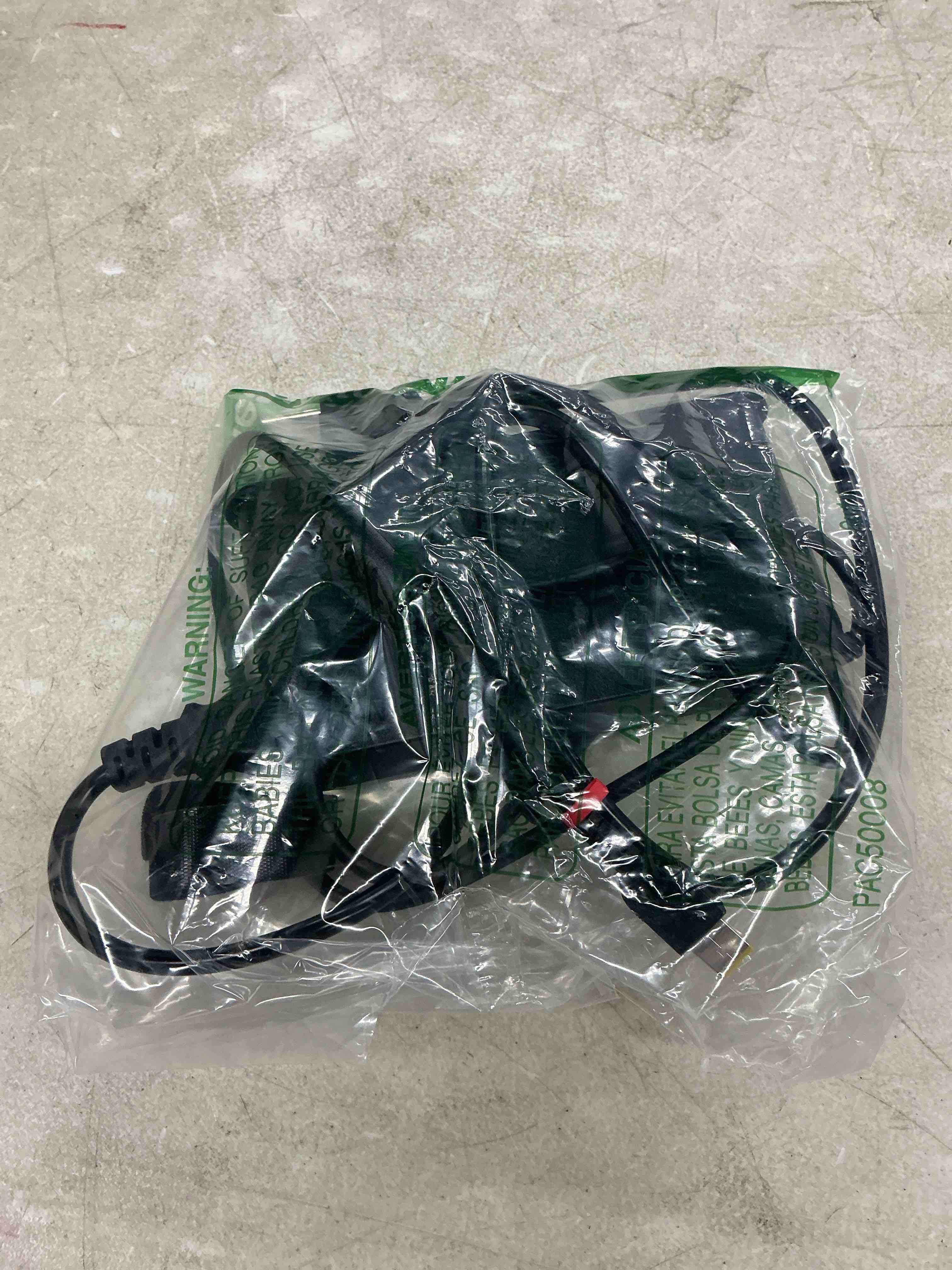 Condition photo showing Good Condition for new slim 230w 170w laptop charger compatible with lenovo legion pro 5 5i 5p 7 s7 y920 y740 y720 y545 r720 thinkpad p1 p51 p52 p53 p70 p71 p72 p73 ideapad y910 y900 thinkbook adl230ndc3a power supply black
