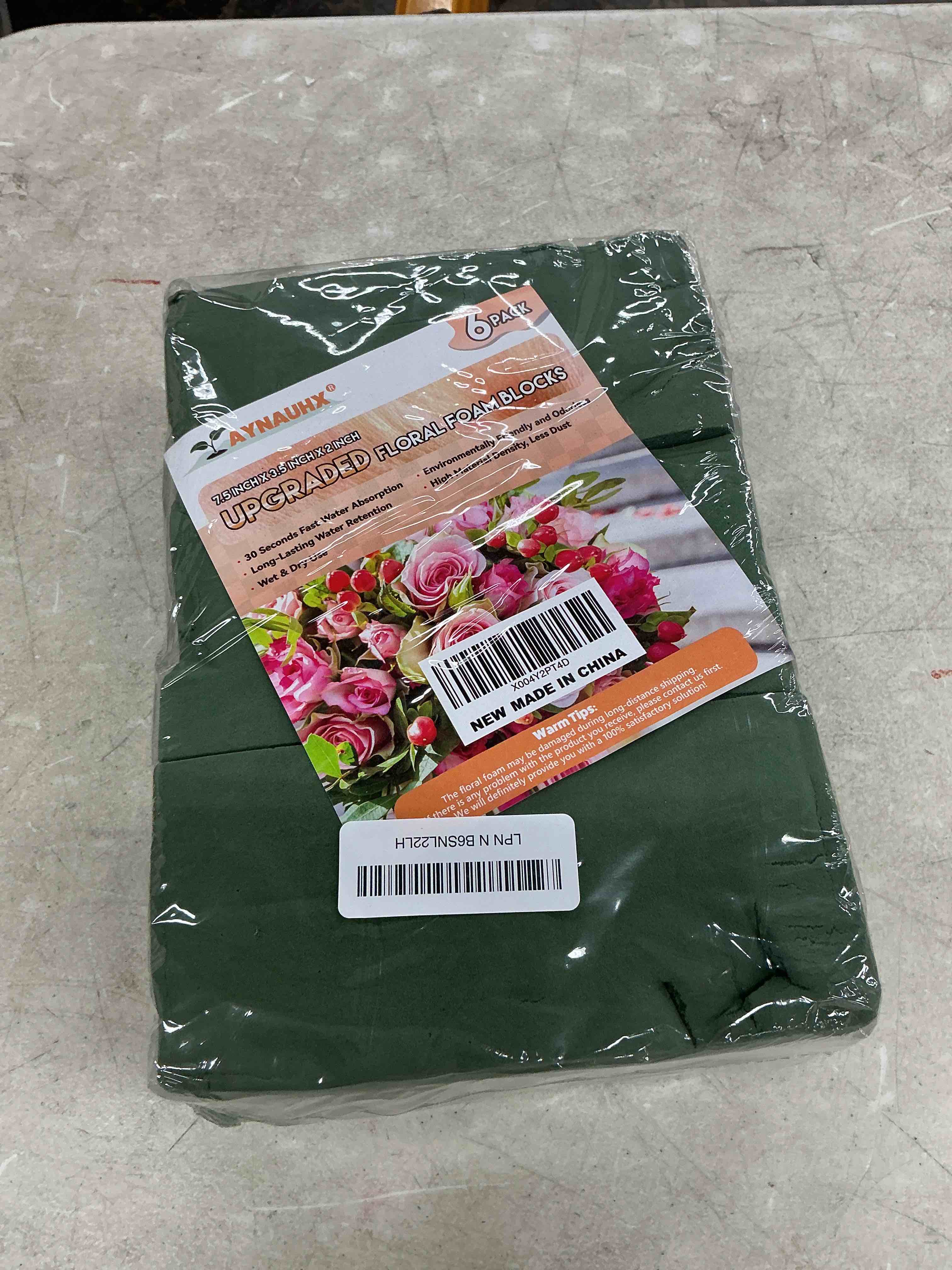 Condition photo showing Good Condition for new 6 pack large floral flower foam blocks, green plant foam for flower arrangements, wet & dry florist foam styrofoam for fresh and artificial flowers (7.5"l x 3.5"w x 2"h)