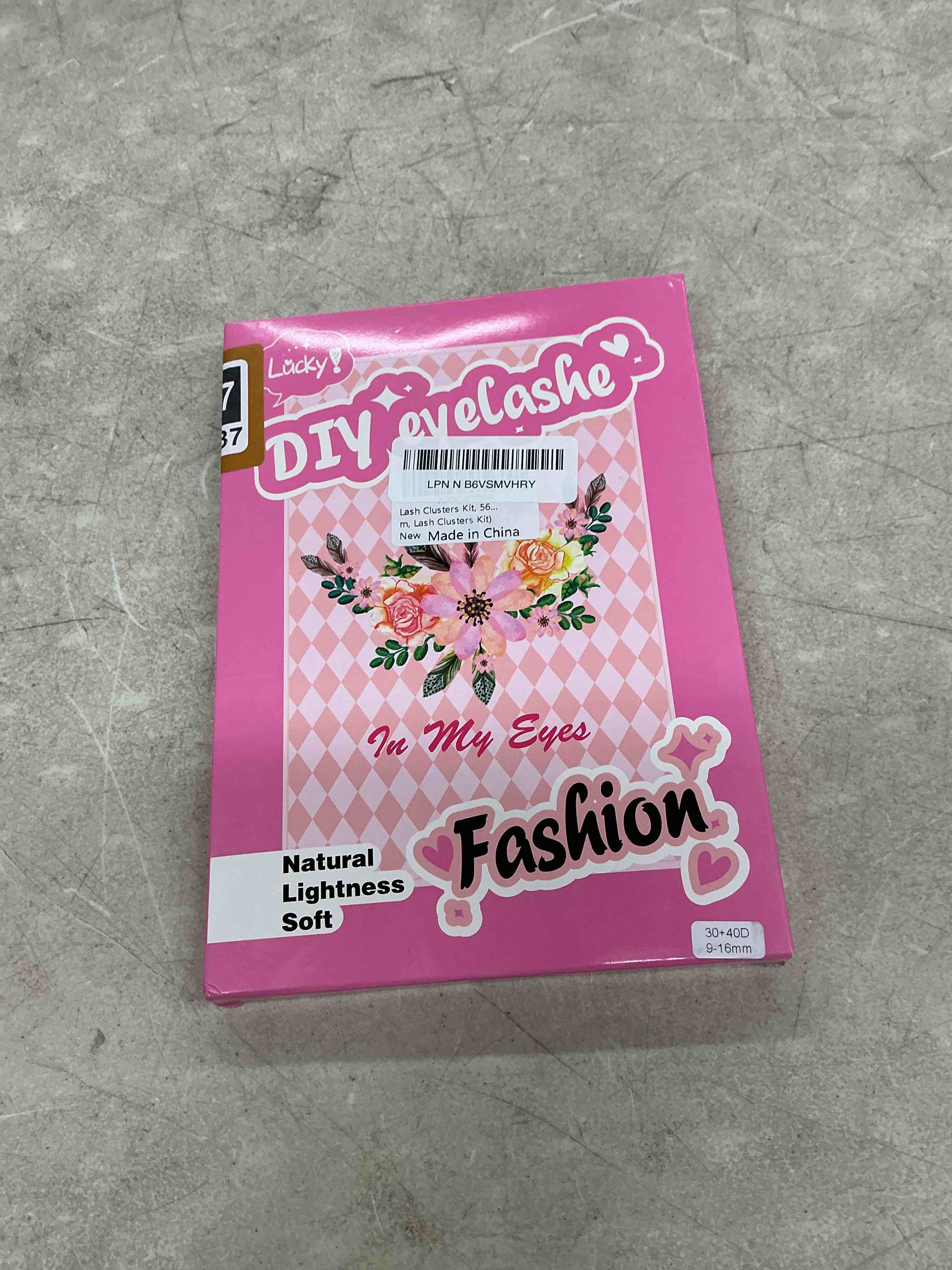 Condition photo showing Good Condition for lash clusters kit, 560 pcs eyelashes clusters kit 9-16mm individual lash extension kit d curl fluffy wispy false eyelashes (40d+50d, lash clusters kit) 40d+50d lash 9-16mm lash clusters kit