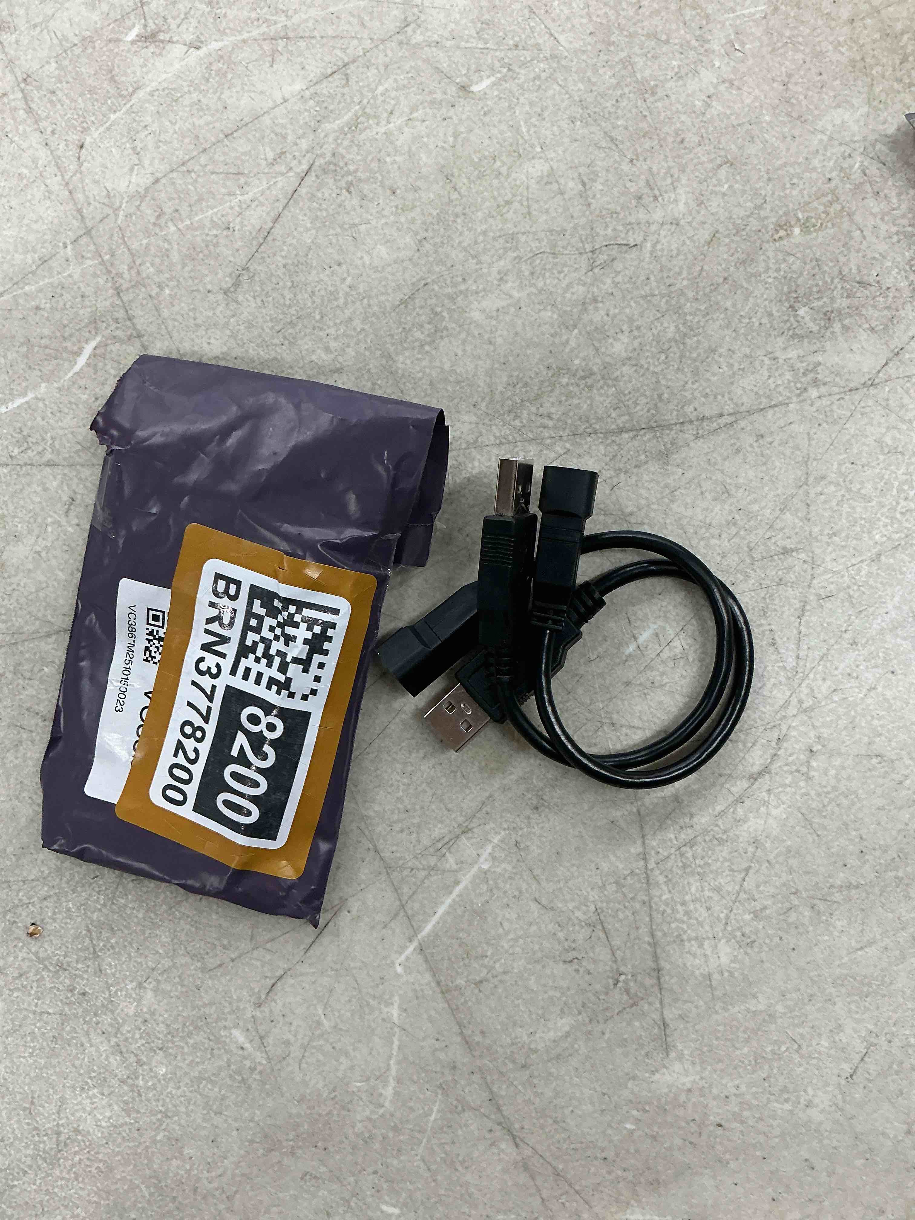 Condition photo showing Good Condition for the lord of the tools 2pcs car audio radio usb retention cable 4 pin usb adapter cable compatible with vw rcd 510/rns rcd 300 radios