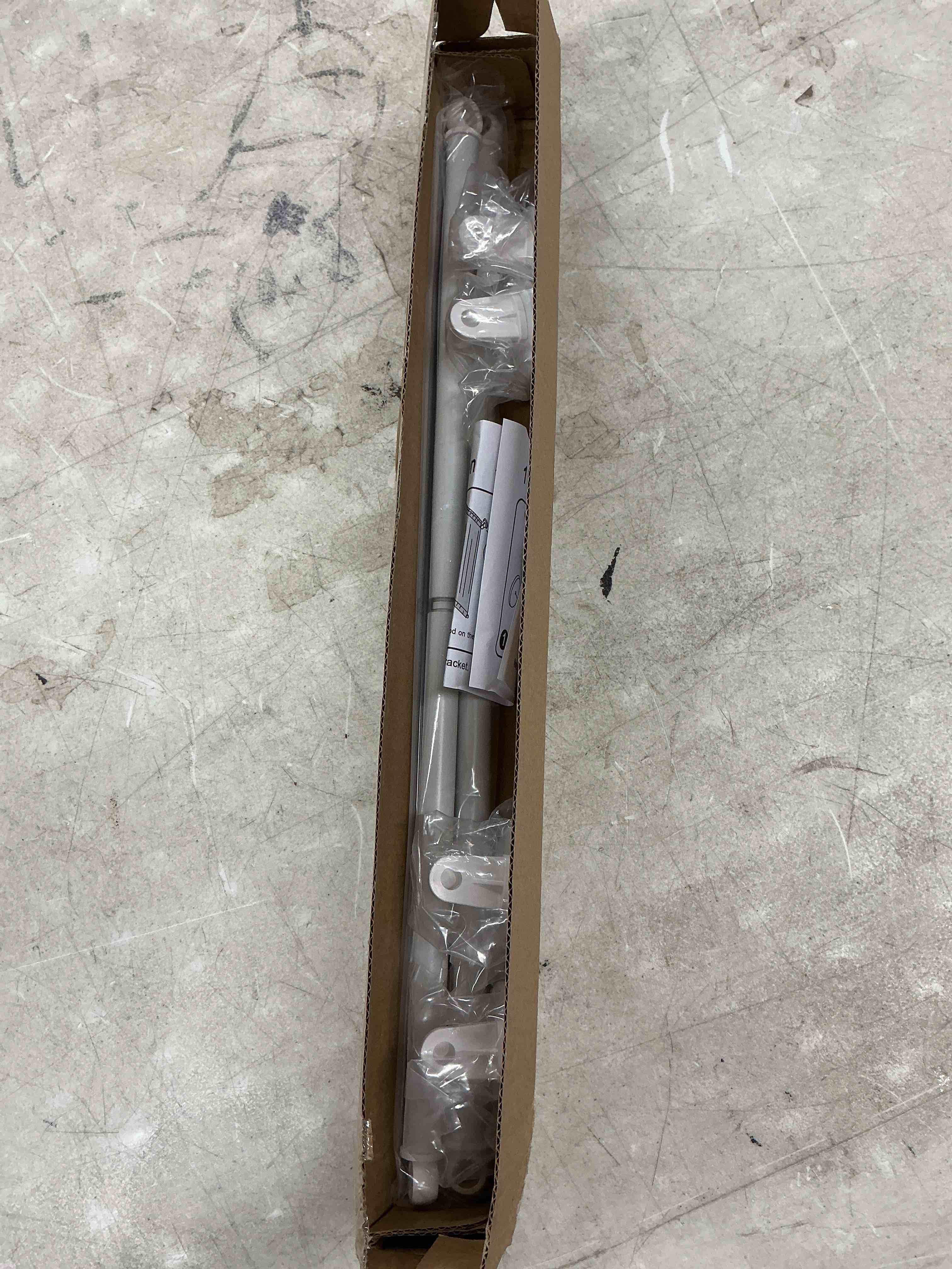 Condition photo showing Good Condition for magnetic curtain rod for metal door 16"-28", magnet cafe curtain rod for small window no drill rods magnetic sash rods, white, 2 pack white -2