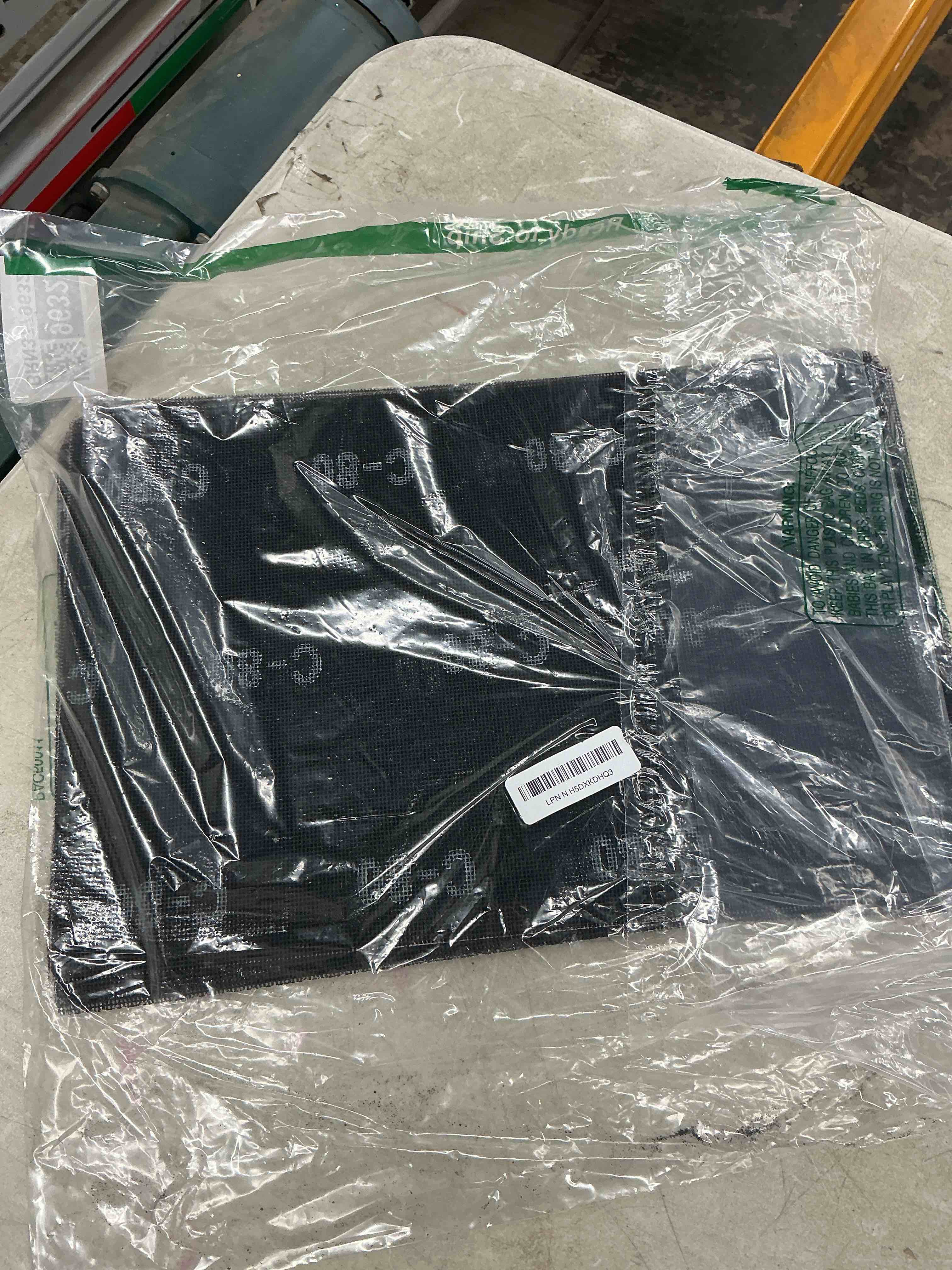 Condition photo showing Good Condition for 12"x18" sanding screen sheets,10 pack 80 grit mesh floor sanding screen discs - for wood floor,epoxy maintenance