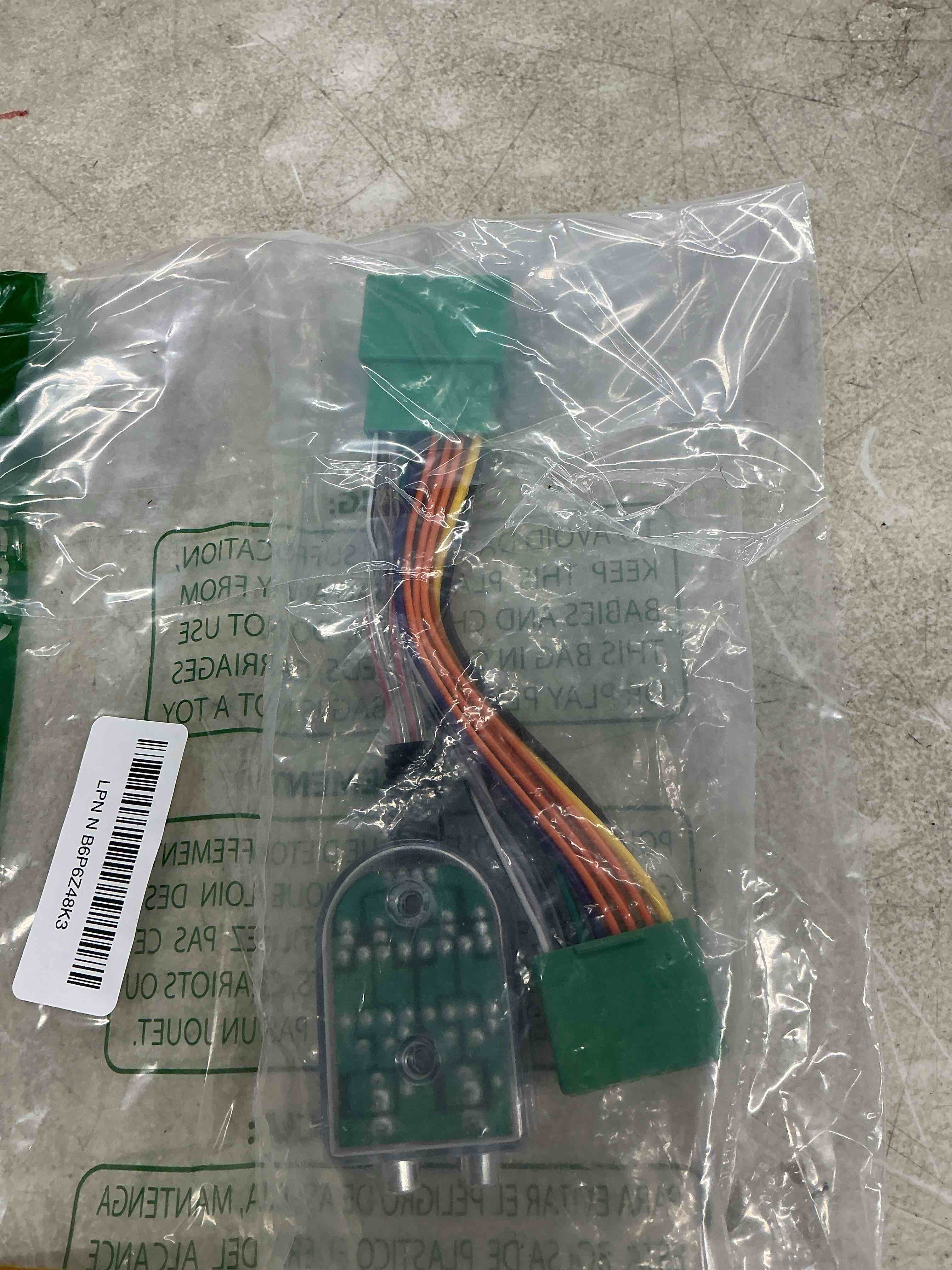 Condition photo showing Good Condition for added an amp amplifier adapter interface to factory radio system fits for gm vehicles chevy camaro colorado silverado gmc canyon yukon sierra 1500 2500hd 3500hd