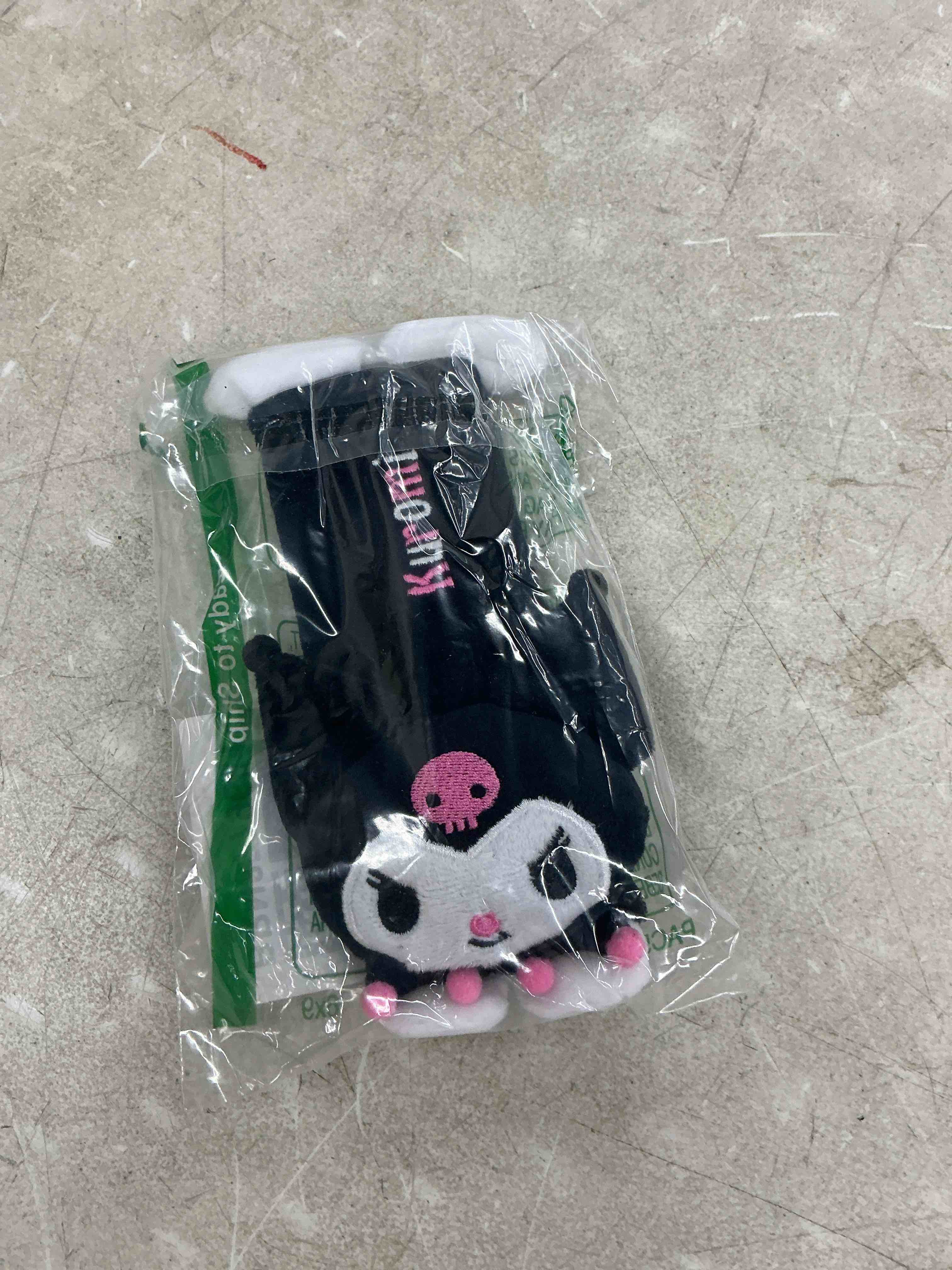 Condition photo showing Good Condition for kawaii car seat belt strap cover, cute 1pieces set anime seat strap neck protector car decorations for women (melo+kuro)