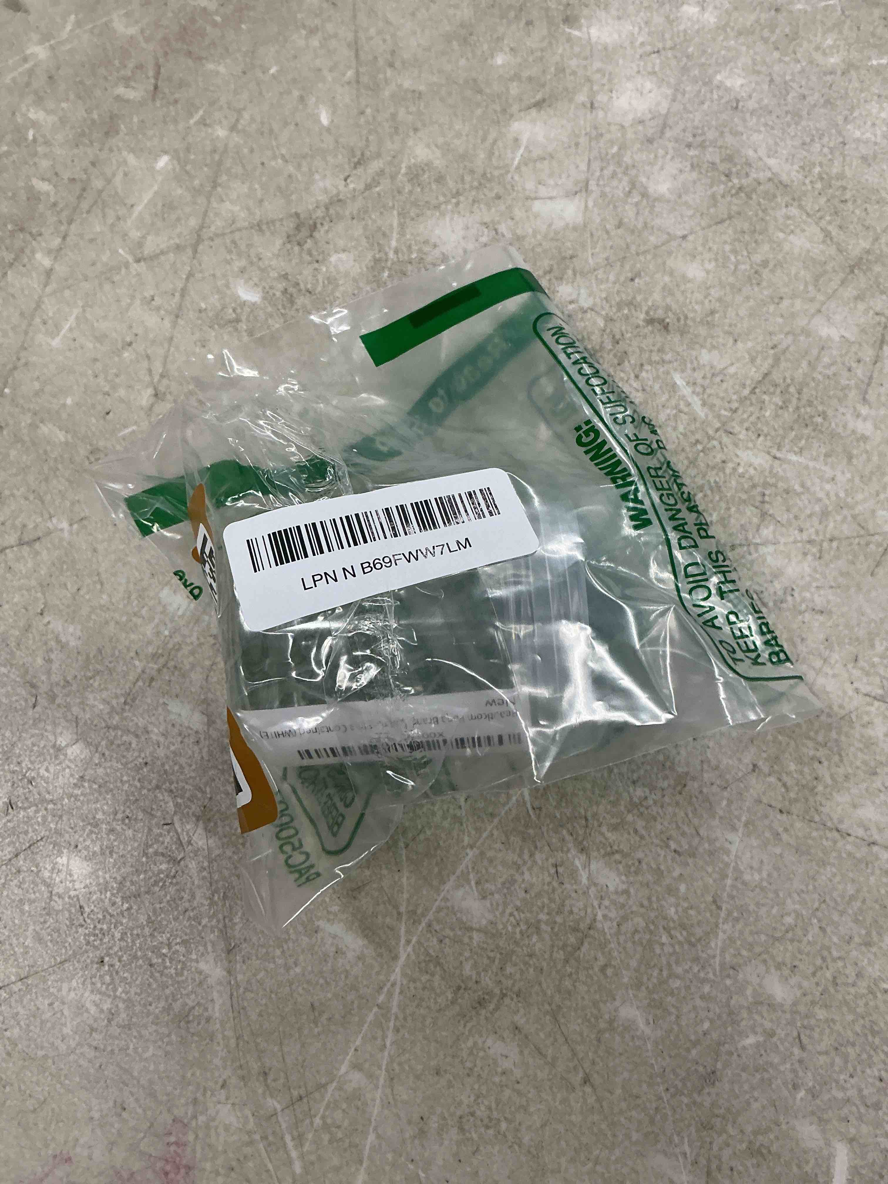Condition photo showing Good Condition for pana brand cosmetic make up disposable plastic 2.5" spatulas skin care facial cream mask spatula  (white) white 