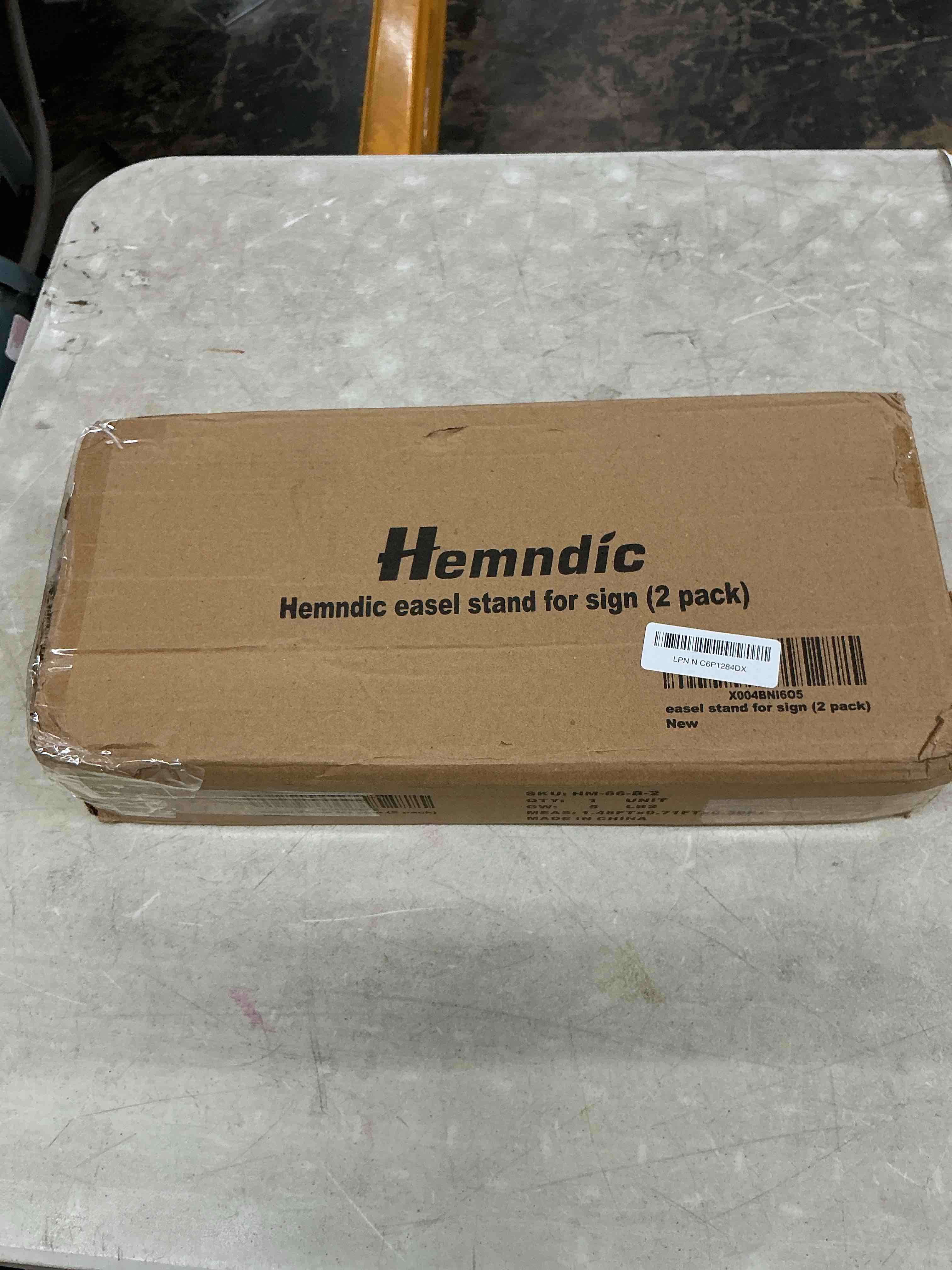 Condition photo showing New/Like New for easel stand for sign, hemndic 66" easels stand for painting heavy duty, portable travel easel for display (2 pack)