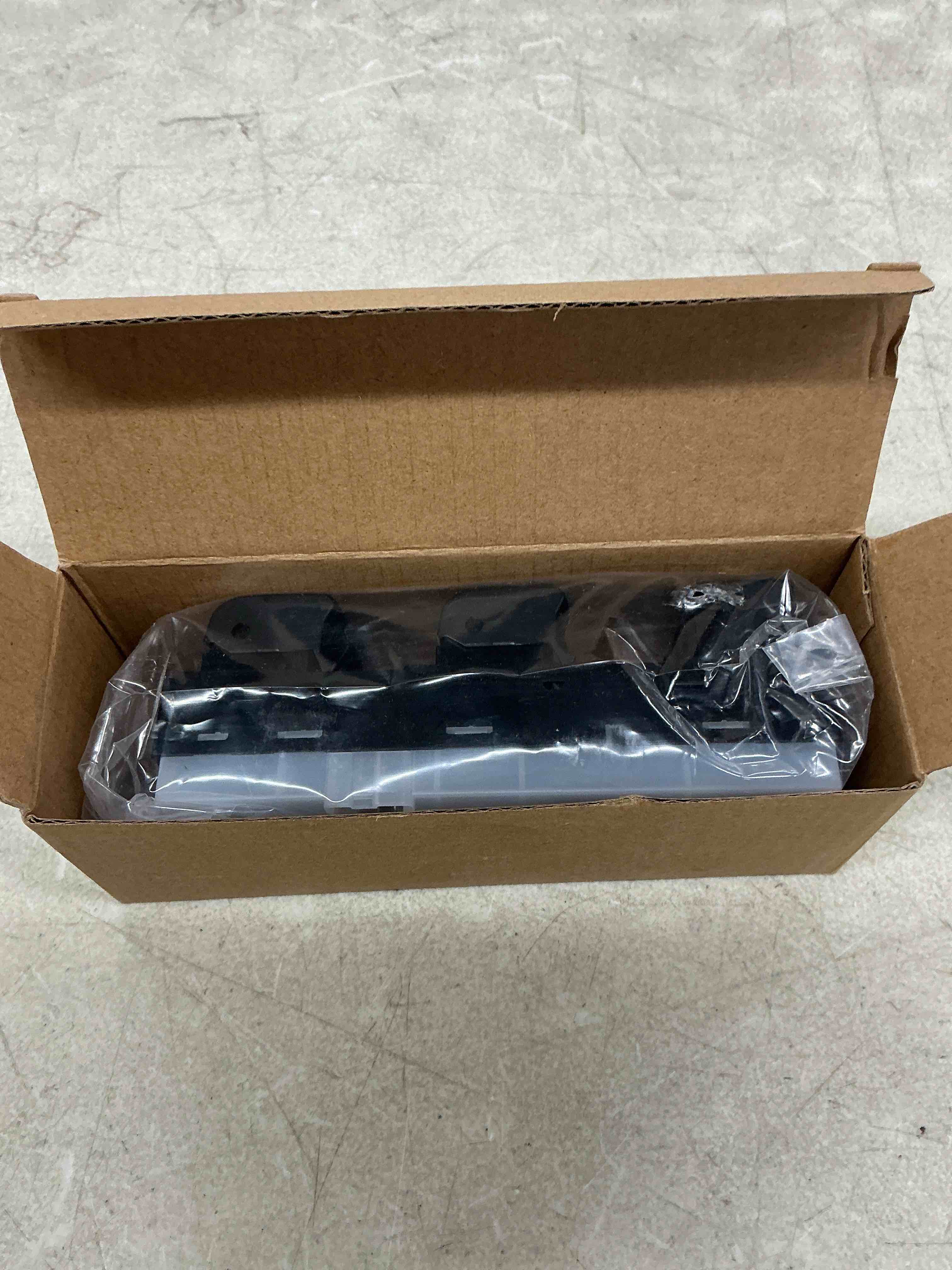 https://s3.amazonaws.com/lotting-images-prod/EmanualPiazza/BRN3782514_1777642722347.jpeg