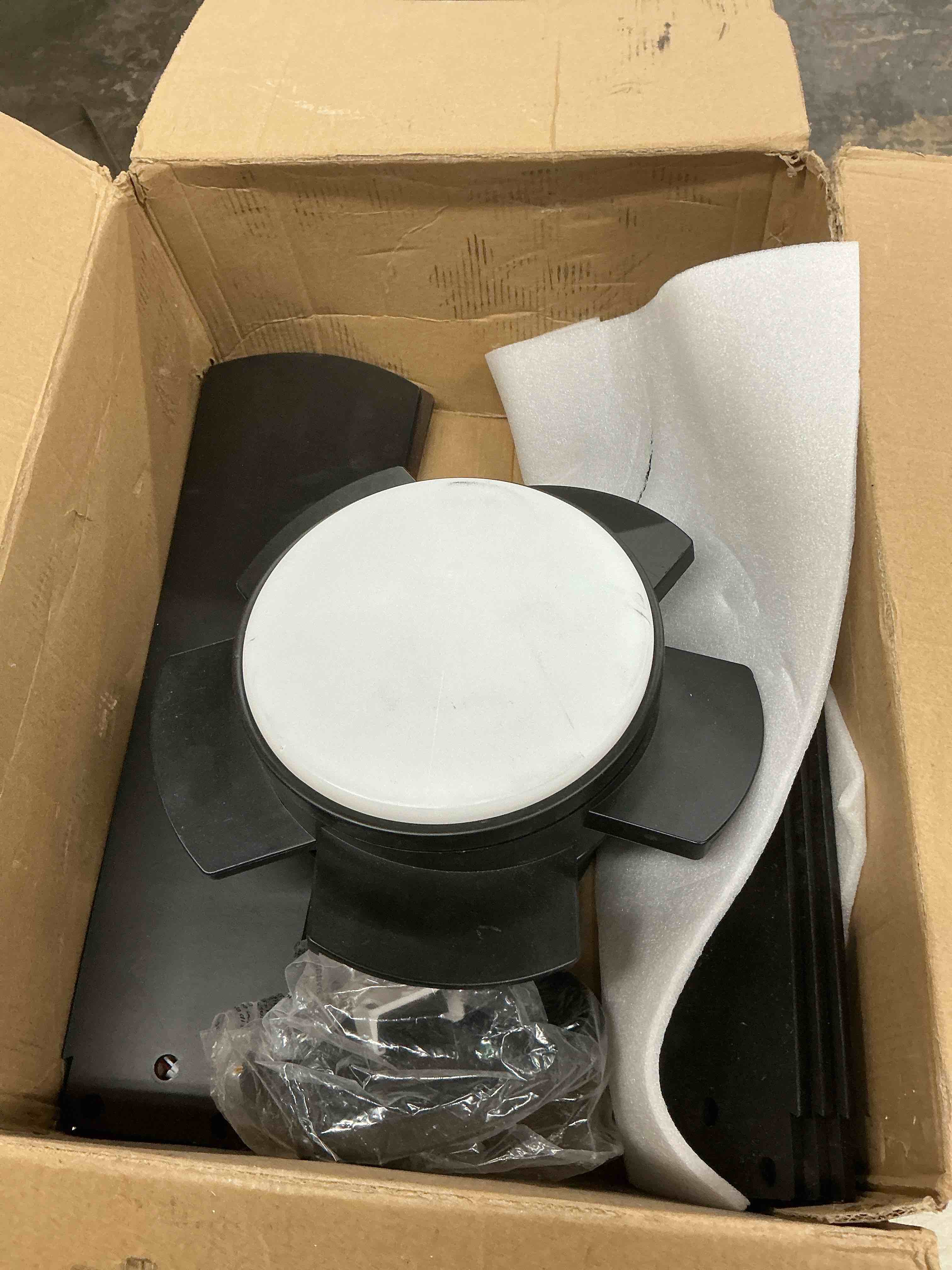 https://s3.amazonaws.com/lotting-images-prod/EmanualPiazza/BRN3782791_1777665790709.jpeg