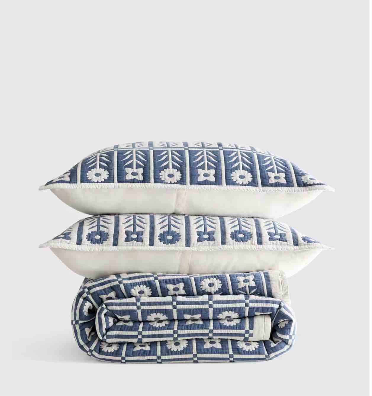 organic cotton jacquard floral coverlet set, king/cal king, glacier blue