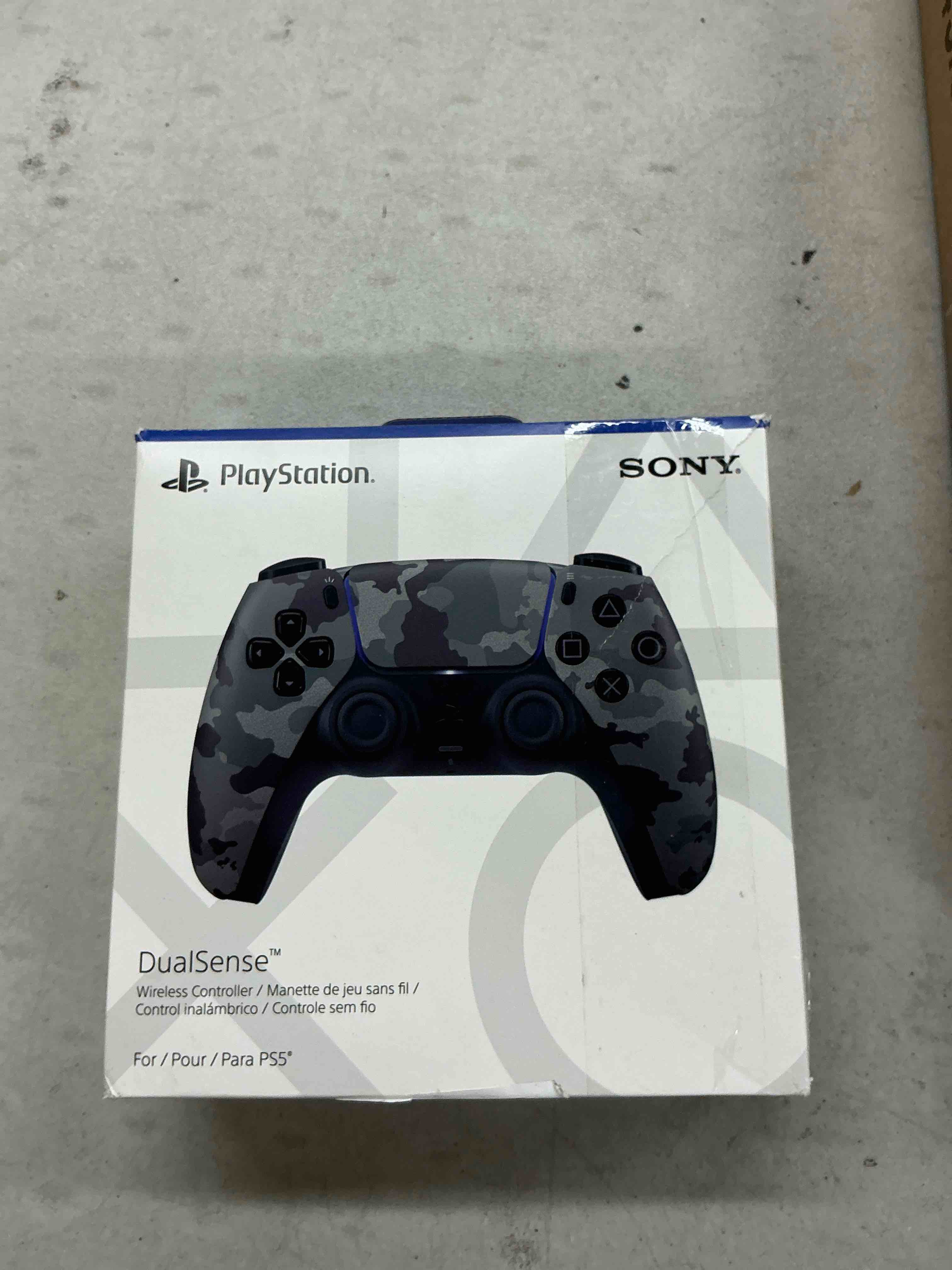 Condition photo showing Good Condition for playstation dualsense® wireless controller - gray camouflage