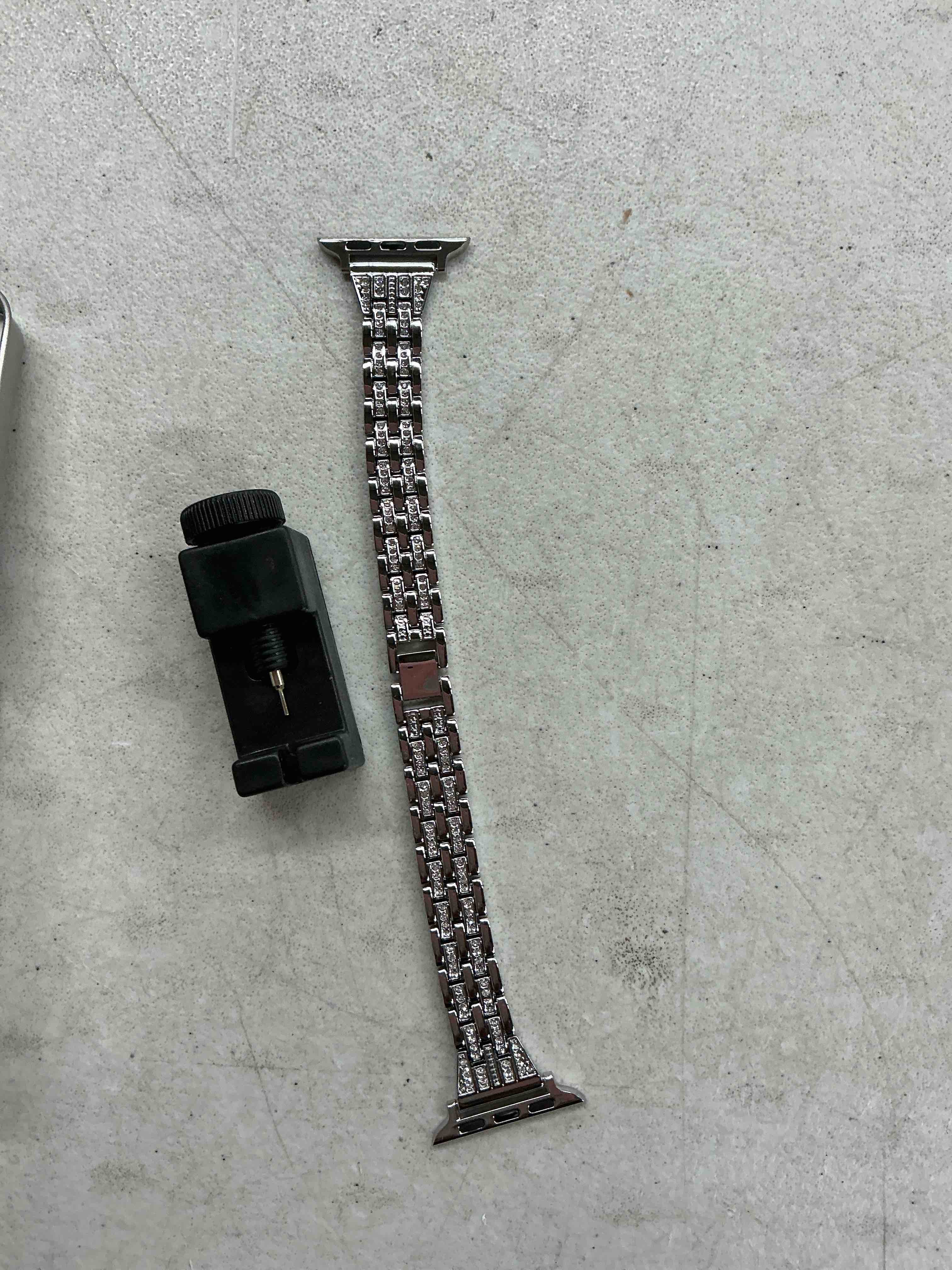 Condition photo showing Good Condition for secbolt bling bands compatible with apple watch band 38mm 40mm 41mm 42mm 44mm 45mm 46mm 49mm women iwatch se series 11 10 9 8 7 6 5 4 3 2 1, dressy jewelry metal wristband strap diamond rhinestone silver 38mm/40mm/41mm/42mm(series 11/10)
