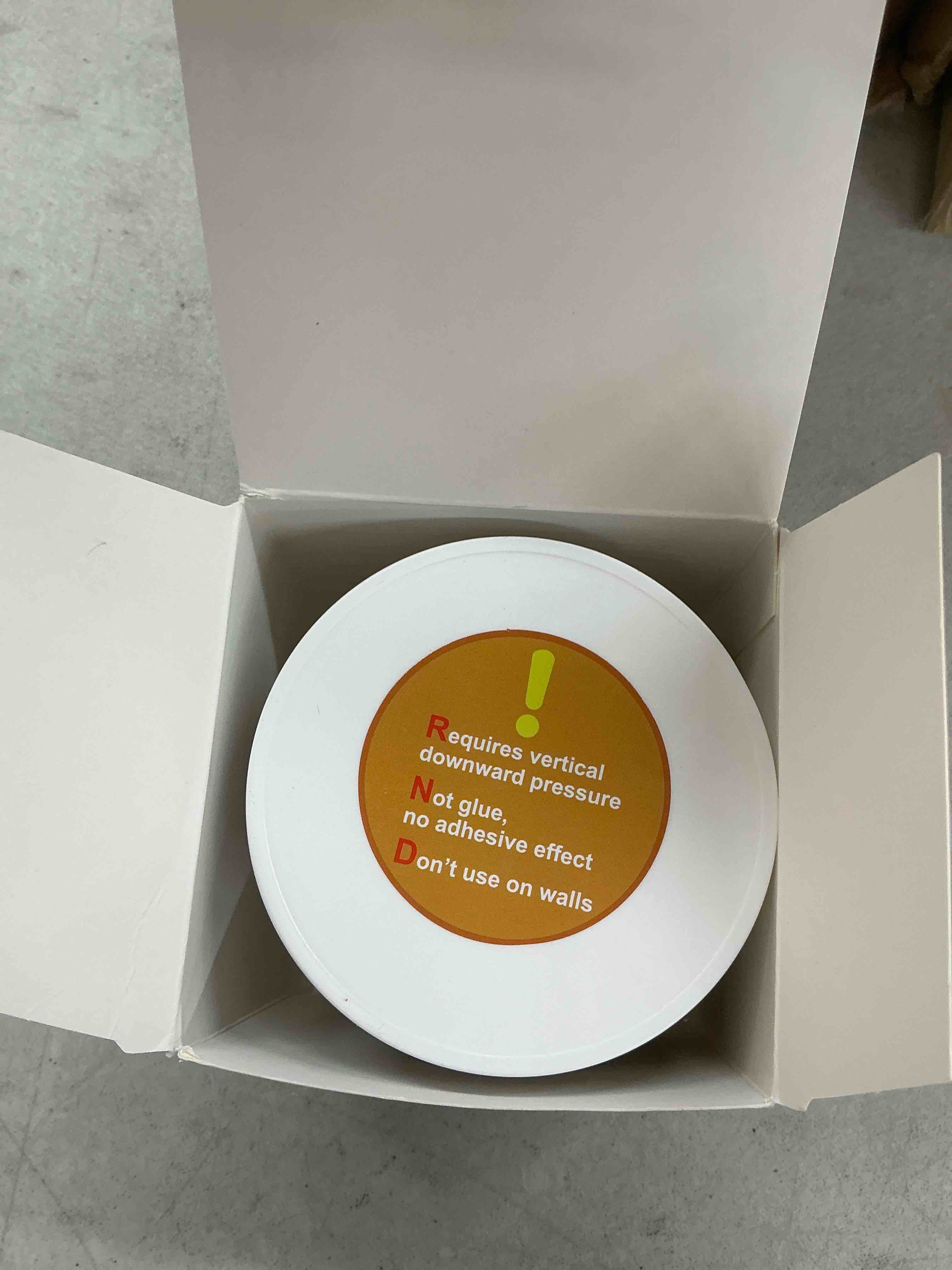 Condition photo showing New/Like New for 12 oz exhibits fixing gel for museum, removable clear museum paste putty wax, reusable & no residue, fixed collection artifacts and decorations to prevent vibration, falling