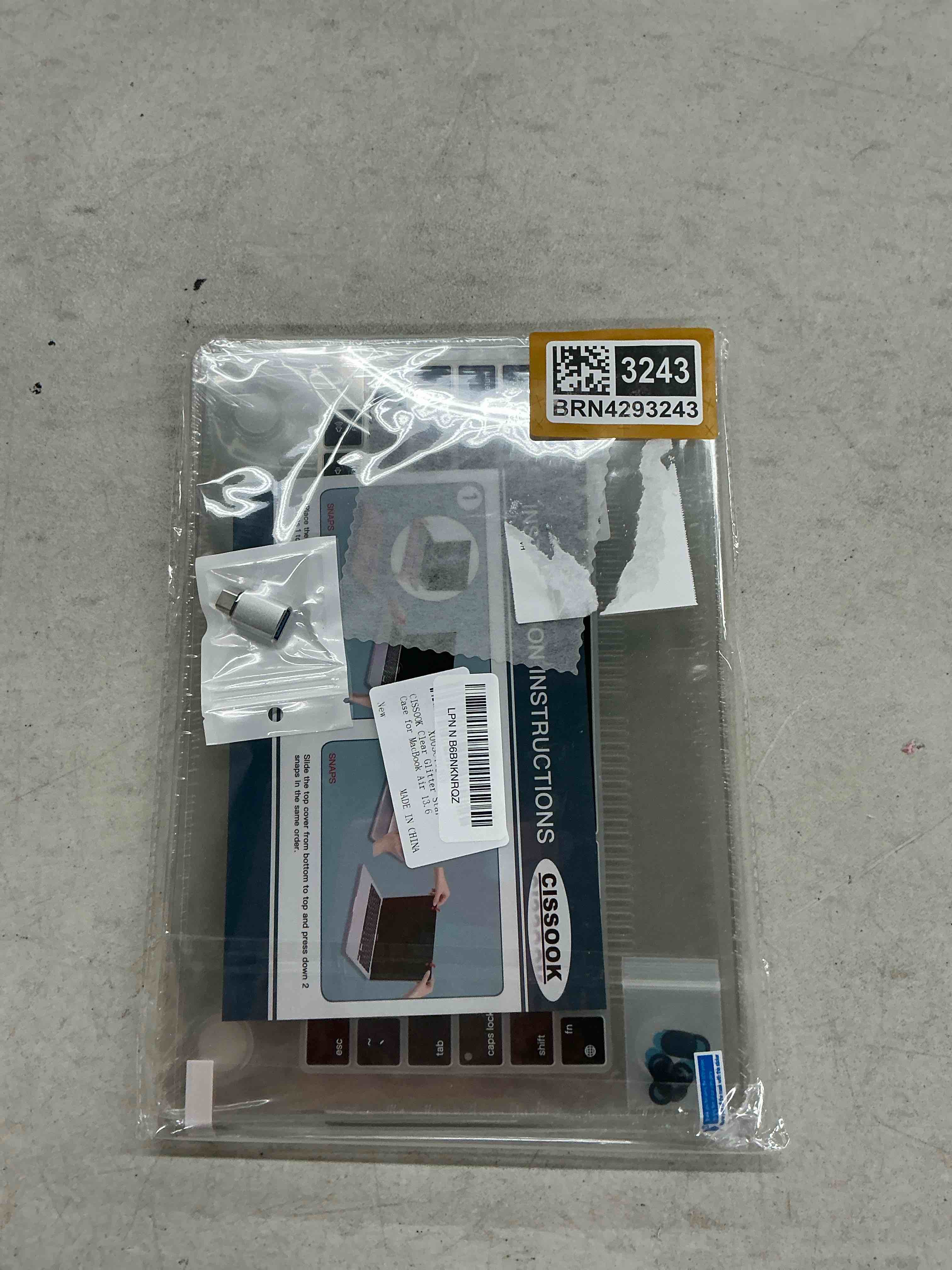 Condition photo showing New/Like New for cissook clear glitter star case for macbook air 13.6 inch 2025 2024 2022 release a3240 a3113 a2681, glossy sparkly hard shell case with keyboard cover type c adapter for macbook air 13.6" m2 m3 m4 air13.6inch-clear glitter star