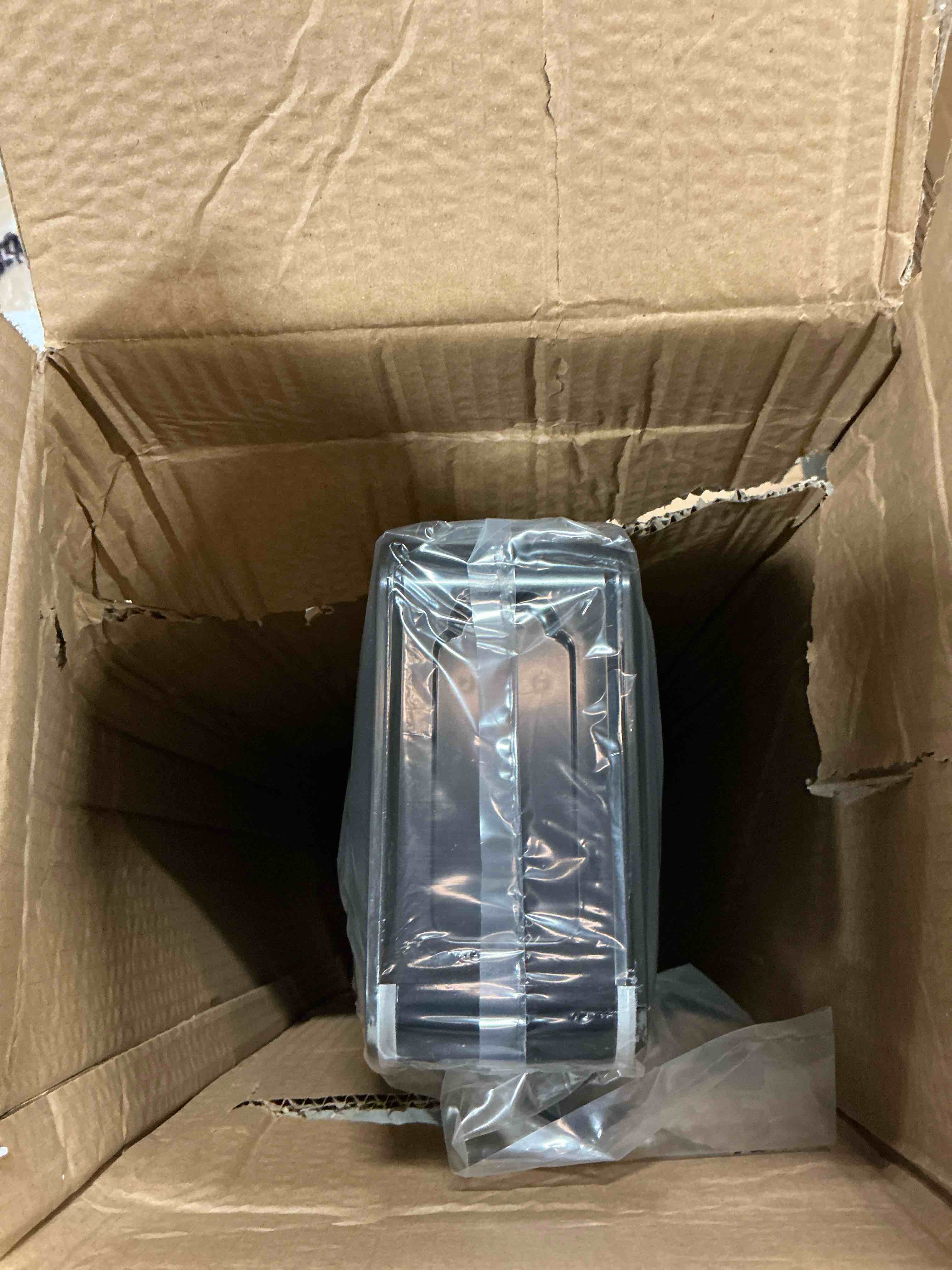 https://s3.amazonaws.com/lotting-images-prod/EmanualPiazza/BRN4299237_1777046359665.jpeg