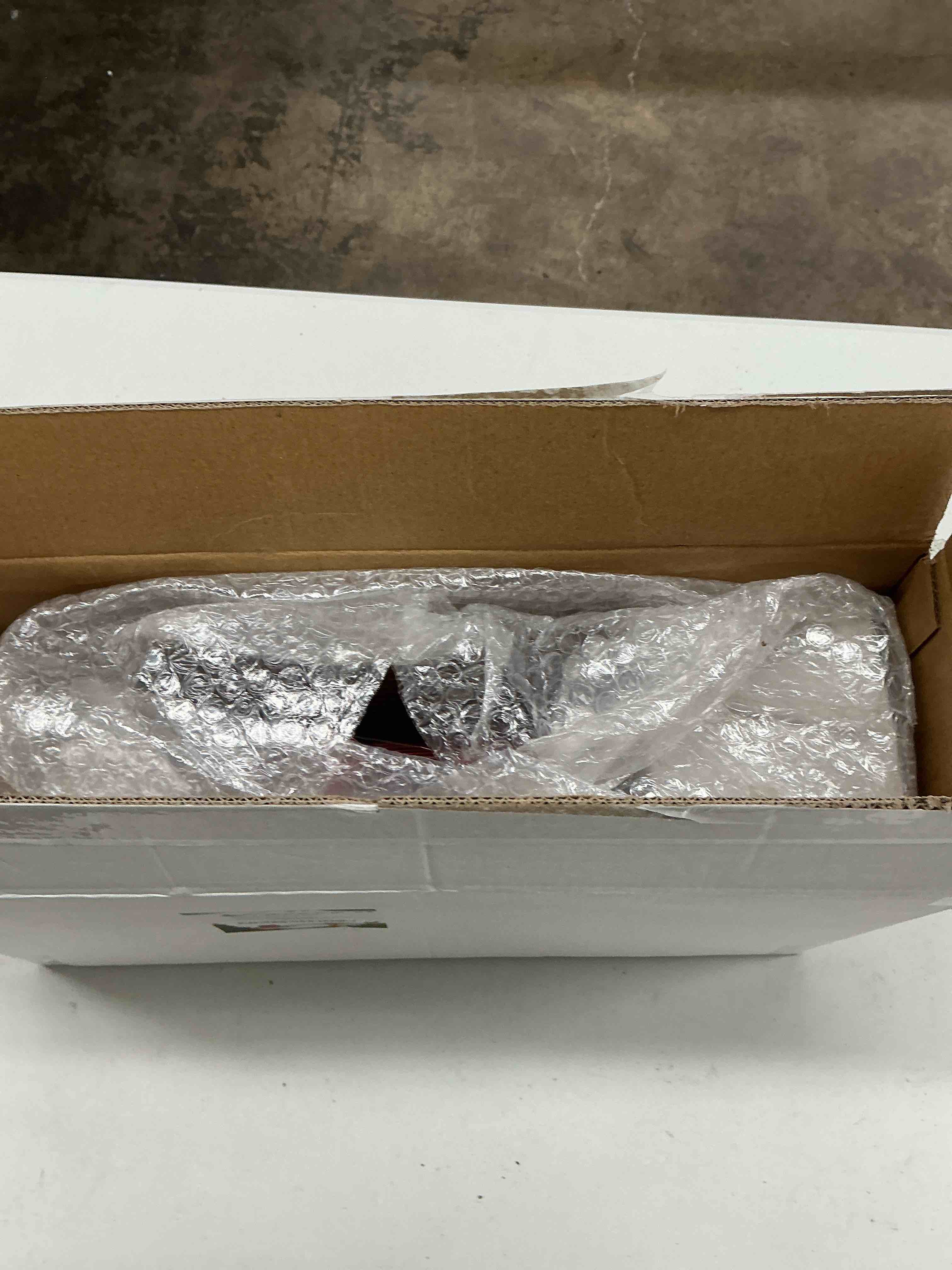 Liacere 350PCS Gold Plastic Plates-Disposable White and Gold Plates 50guest Baroque Plastic Dinnerware include 100Plates, 50Pack Pre Rolled Napkins with Silverware 50Cups for Wedding & Mother's Day