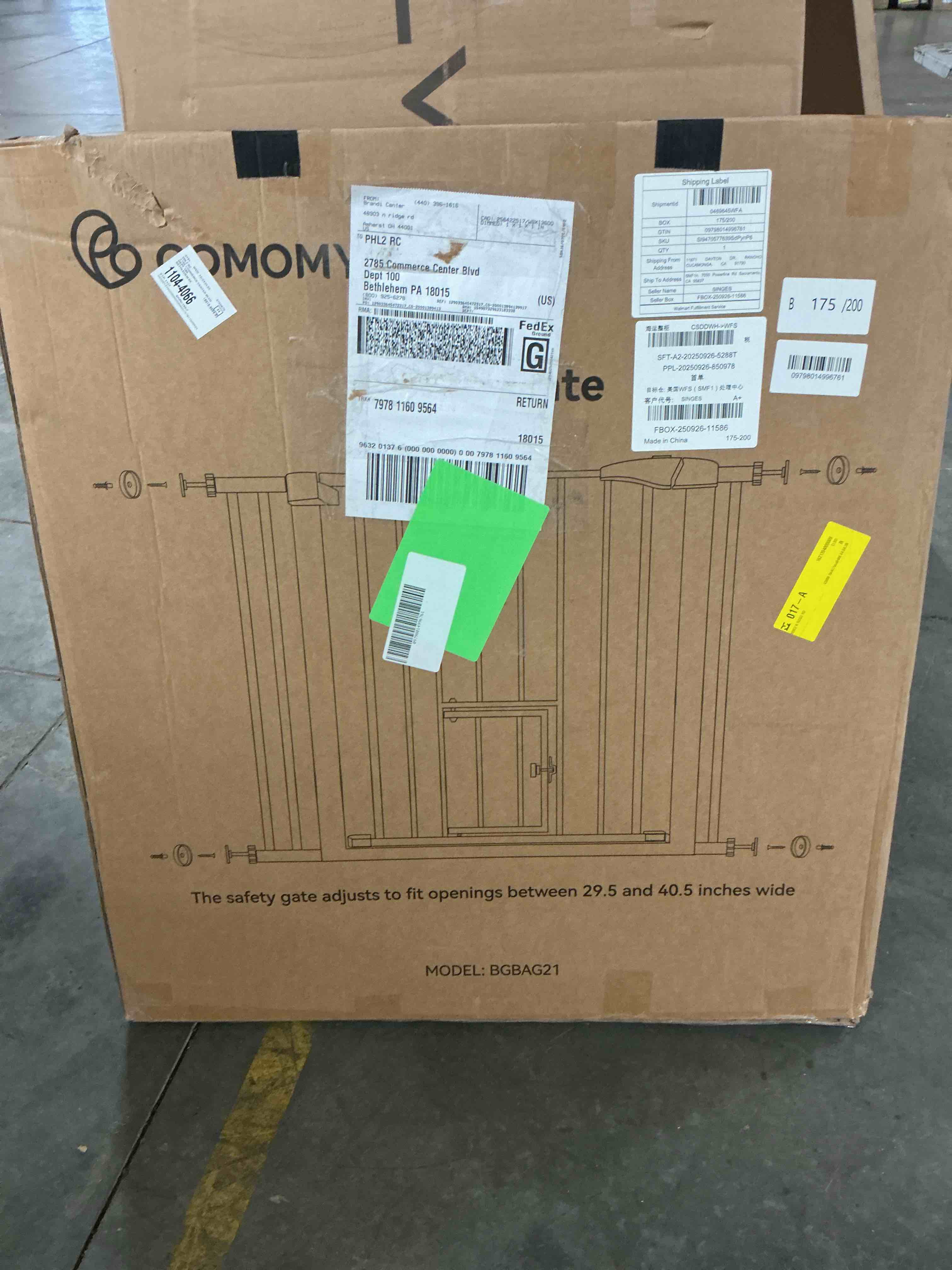 Pet Safety Gate, Caveen 29.5''-40.5''Wide Pet Safety Gate with Cat Door, Black