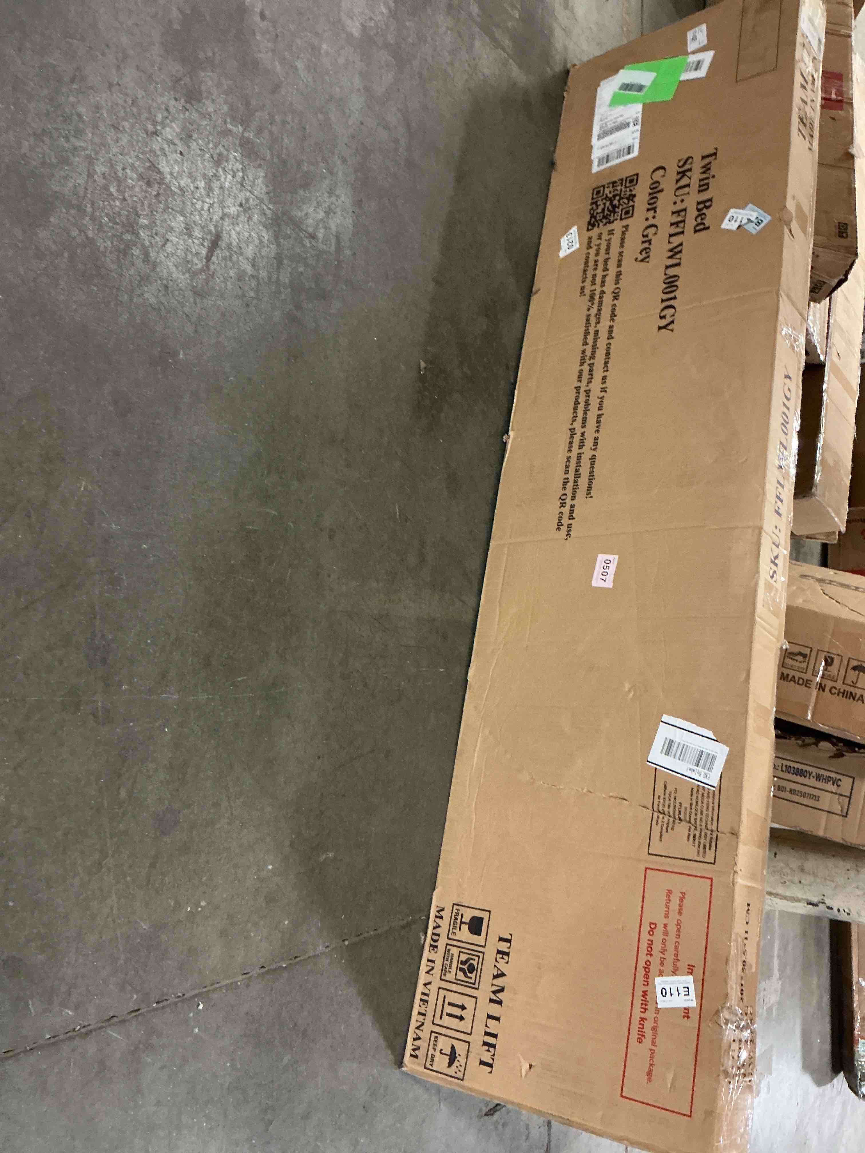 PAPROOS Twin Size Floor Bed, Solid Wood Toddler Bed with Slat, Fence Guardrail and Door, No Box Spring Needed, Montessori Bed, Twin Bed for Kids, Boys, Girls, Gray