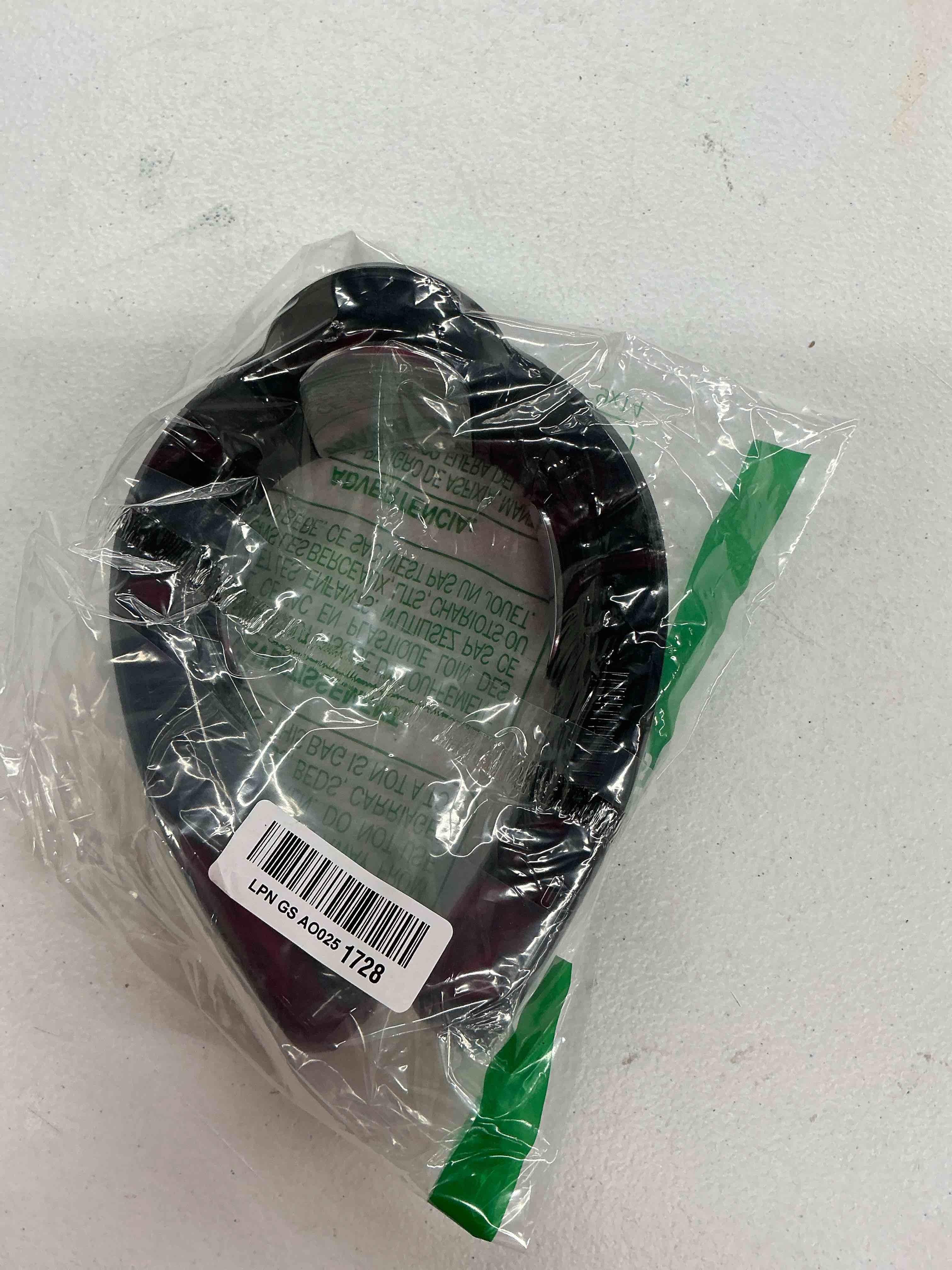 Condition photo showing New/Like New for portable neck fan air conditioner,2026 wearable neck cooler with 3 cooling plates,4739 sq mm cooling area,3d airflow,6000mah usb-c rechargeable personal fan,quiet cooling fan for travel office outdoor black universal fit