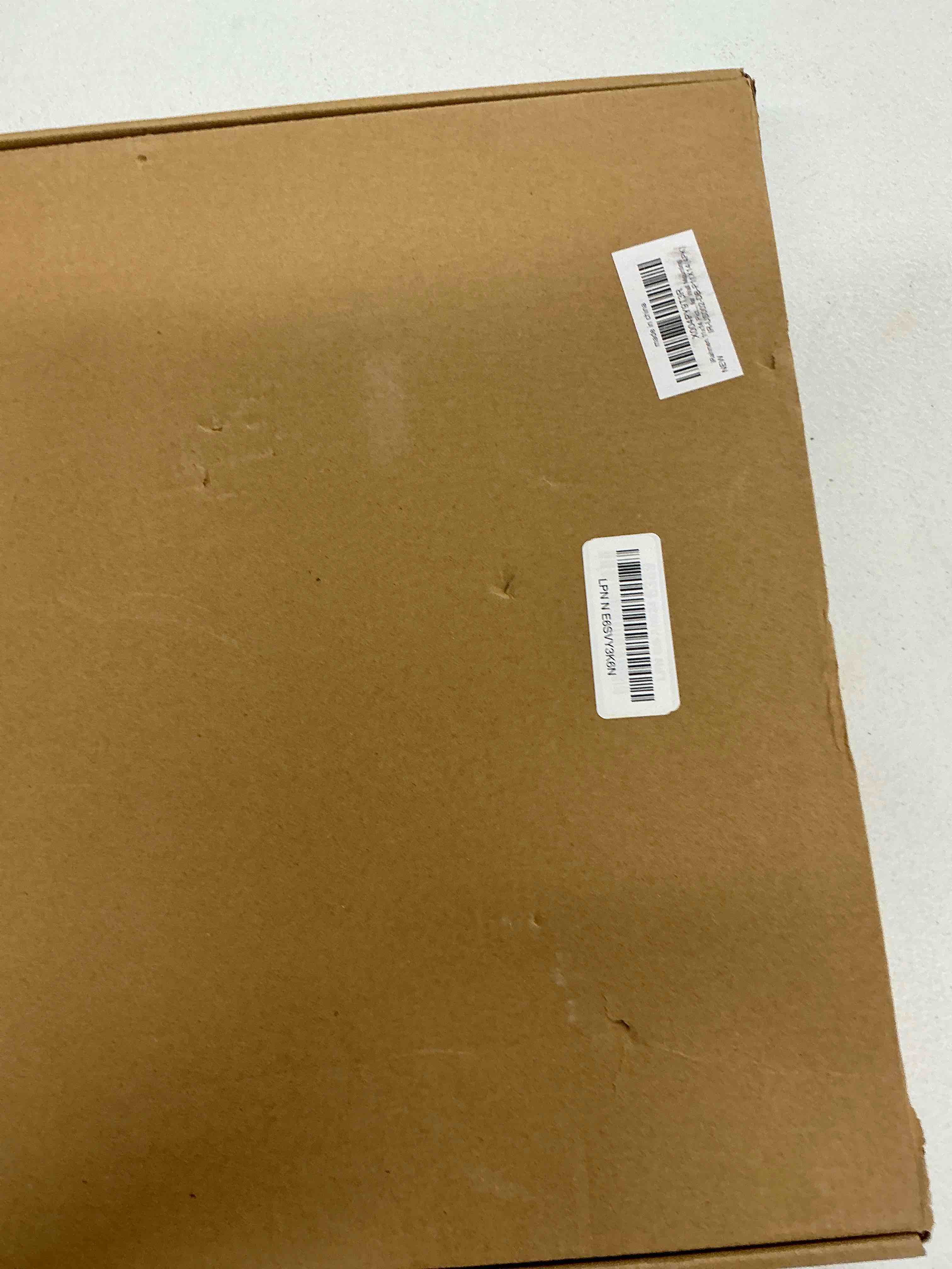 Condition photo showing New/Like New for irahmen 11x14 picture frame set of 4 with tempered glass, rustic frame display 8x10 pictures with mat or 11 x 14 without mat, wooden photo frames for wall mounting dark brown 11x14