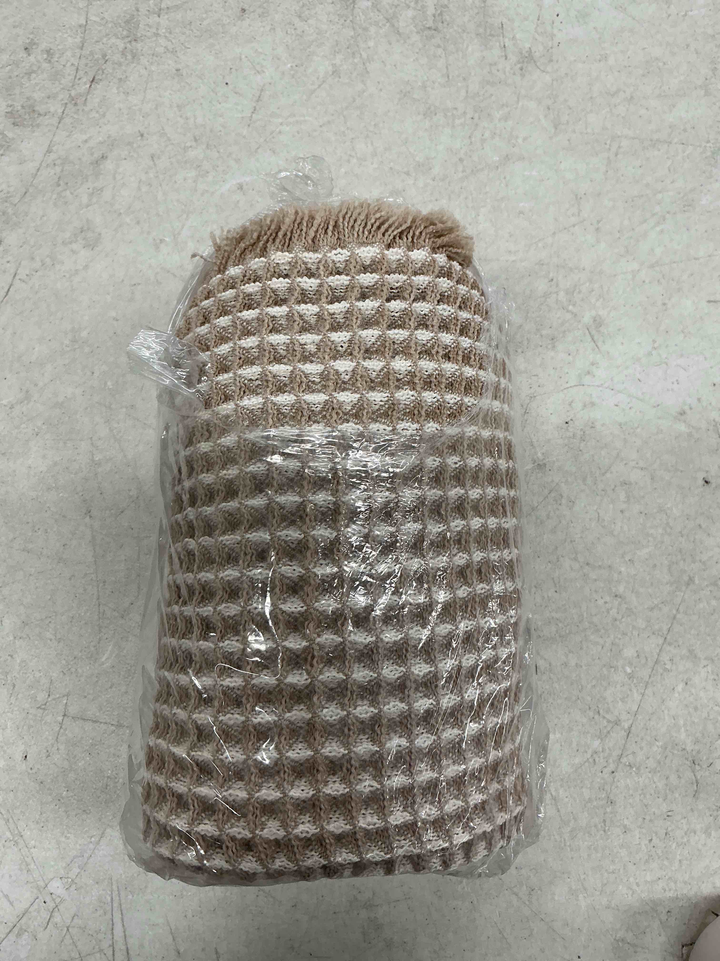 Condition photo showing Good Condition for waffle bath mat - boho bathroom rugs non slip washable, super absorbent & quick dry, soft bath mat farmhouse bathroom decor, 20'' x 48'', khaki and white khaki & white 20'' x 48''