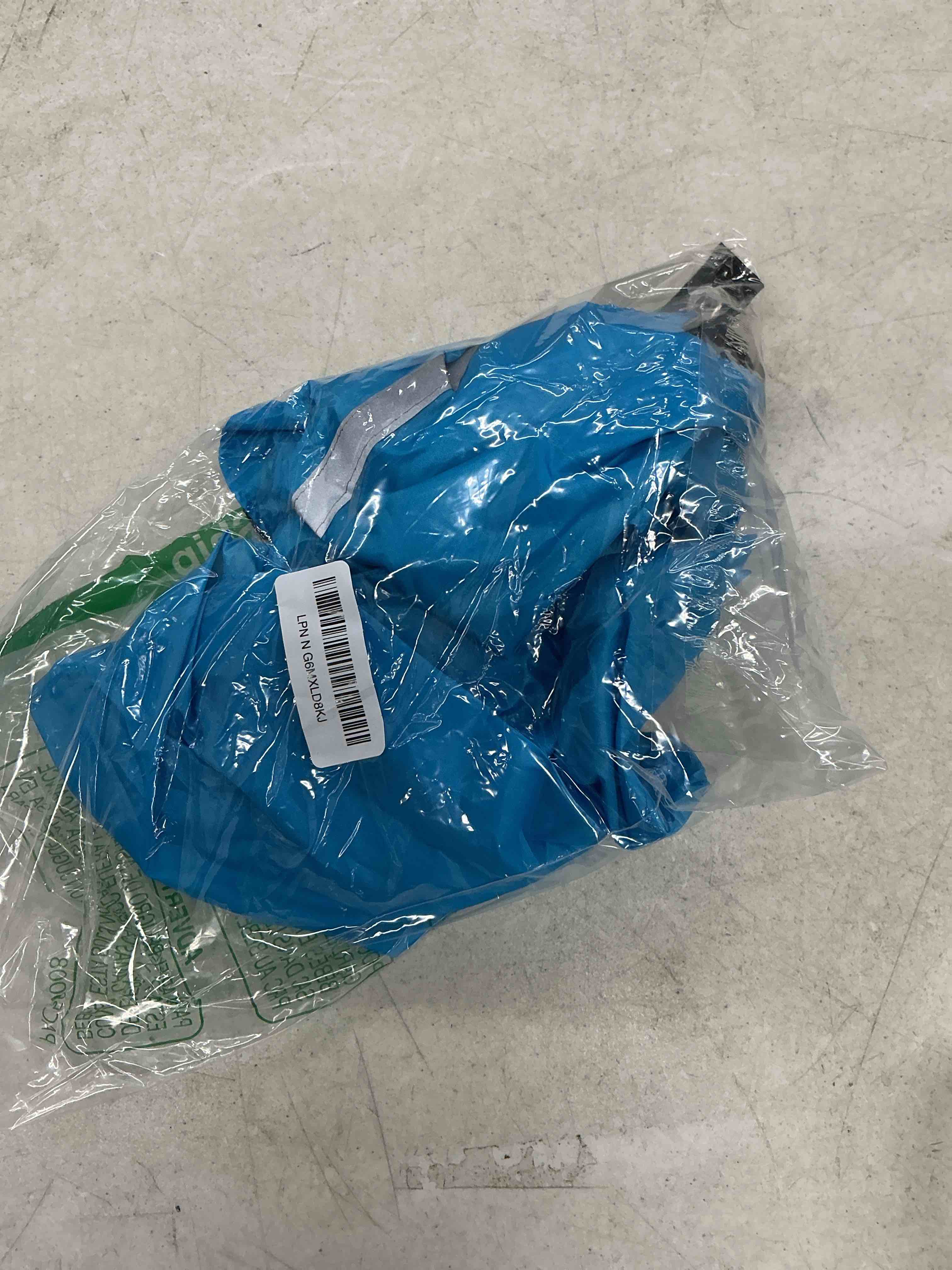 Condition photo showing Good Condition for blue dog raincoat with reflective strip hoodie, waterproof poncho?xl | reflective safety trim, waterproof & breathable, adjustable hood, leash-friendly access hole, easy on & off design xl blue