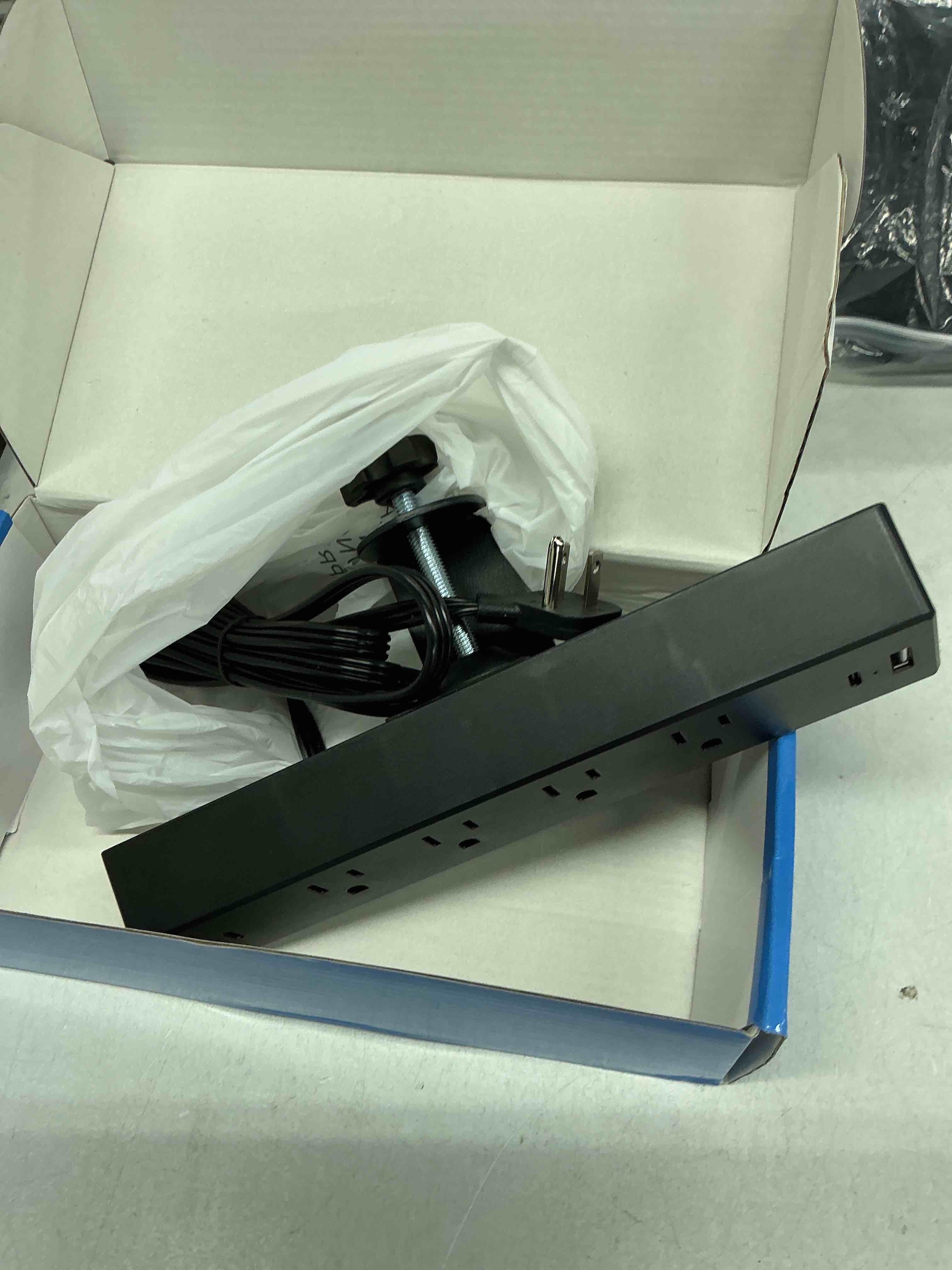 Condition photo showing Good Condition for desk clamp power strip, 4 ac outlets 4 usb ports, fit 1.7in tabletop edge | pd 20w flat plug charging station, 6ft extension cord for dorm, office, gaming room