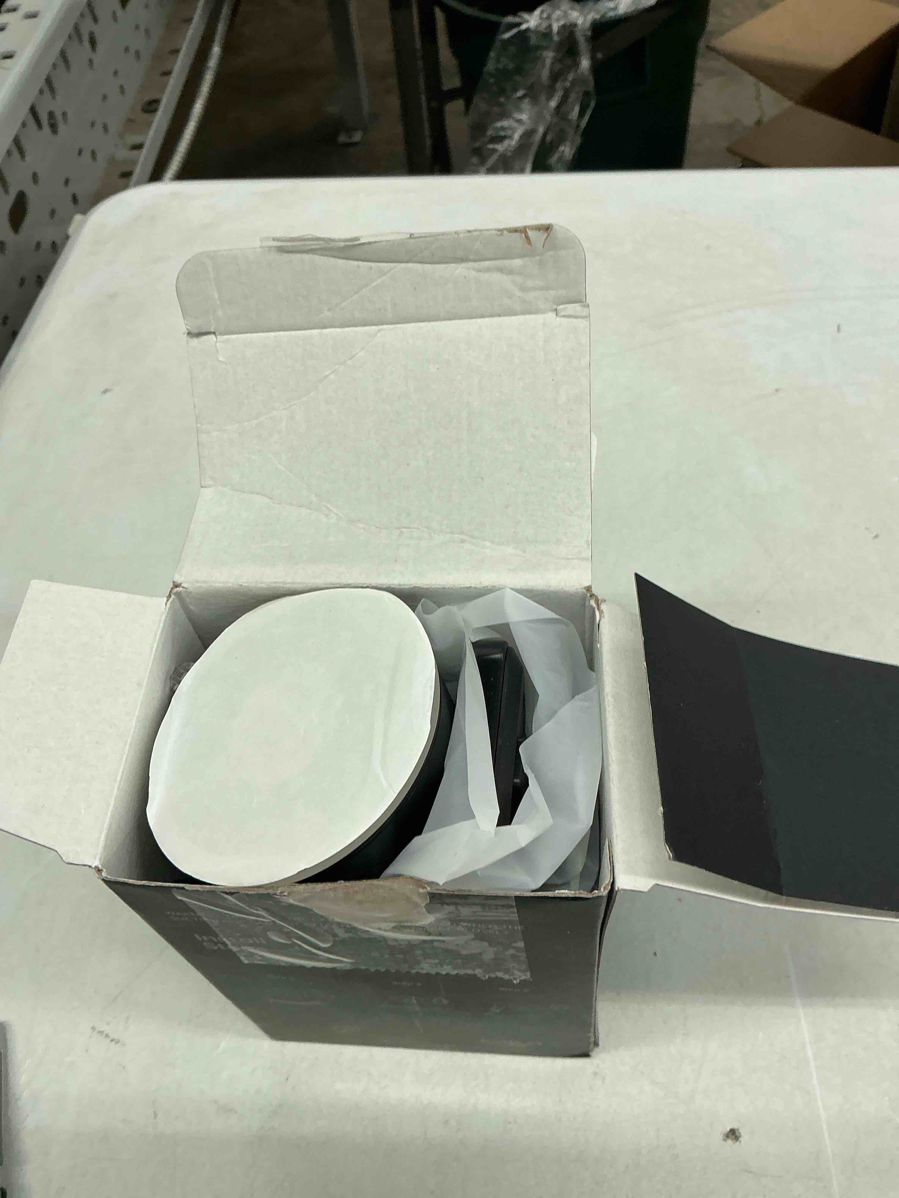Condition photo showing Good Condition for qifutan dash mounted holders phone holders for your car phone mount for car windshield dashboard air vent universal desk mounts hands free automobile cell phone holder fit for iphone smartphone