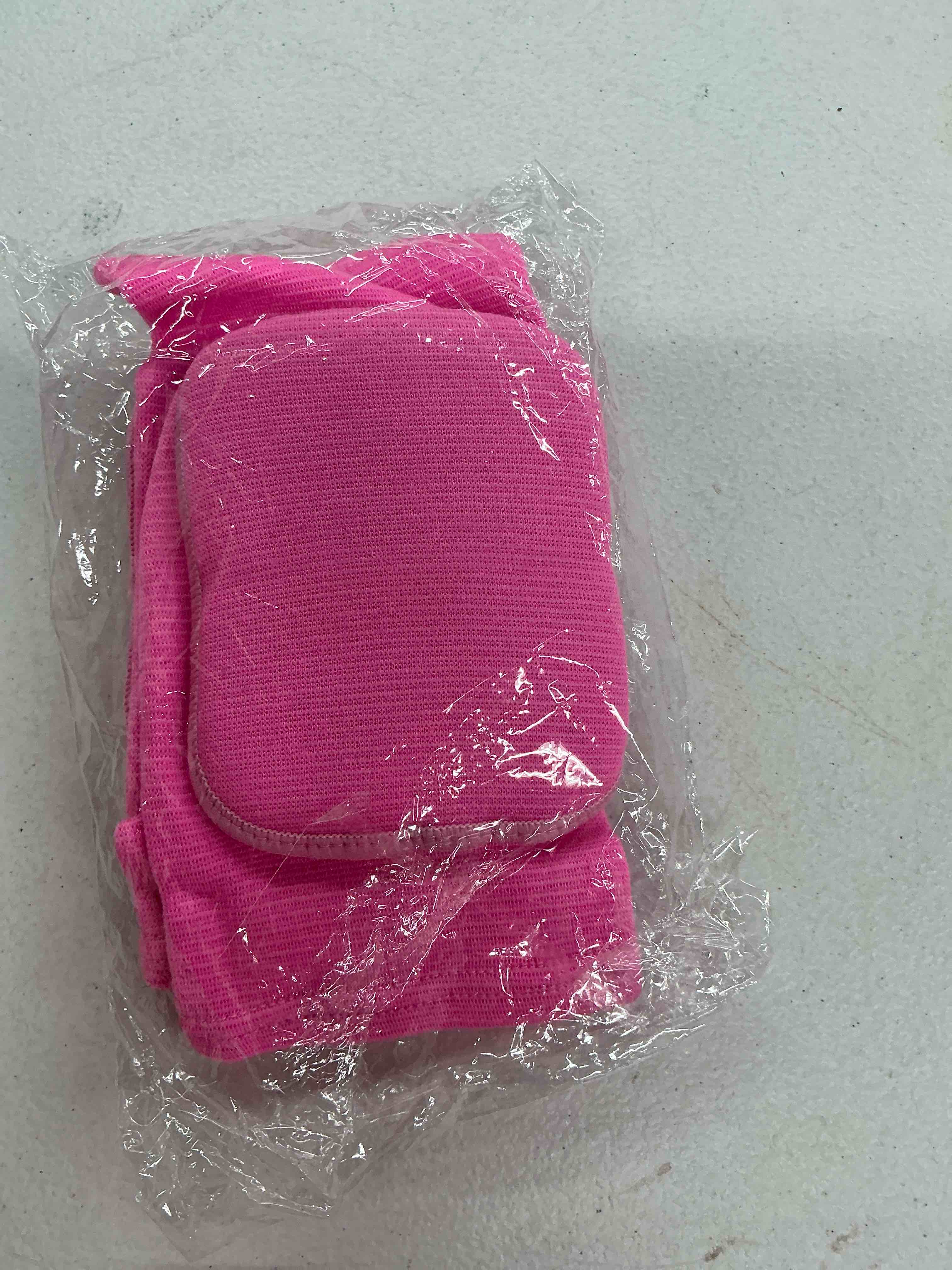 Condition photo showing New/Like New for hisffog volleyball knee pads for women, men, youth, girls, kids, knee brace for volleyball basketball football dance yoga tennis running cycling workout climbing wrestling pink medium