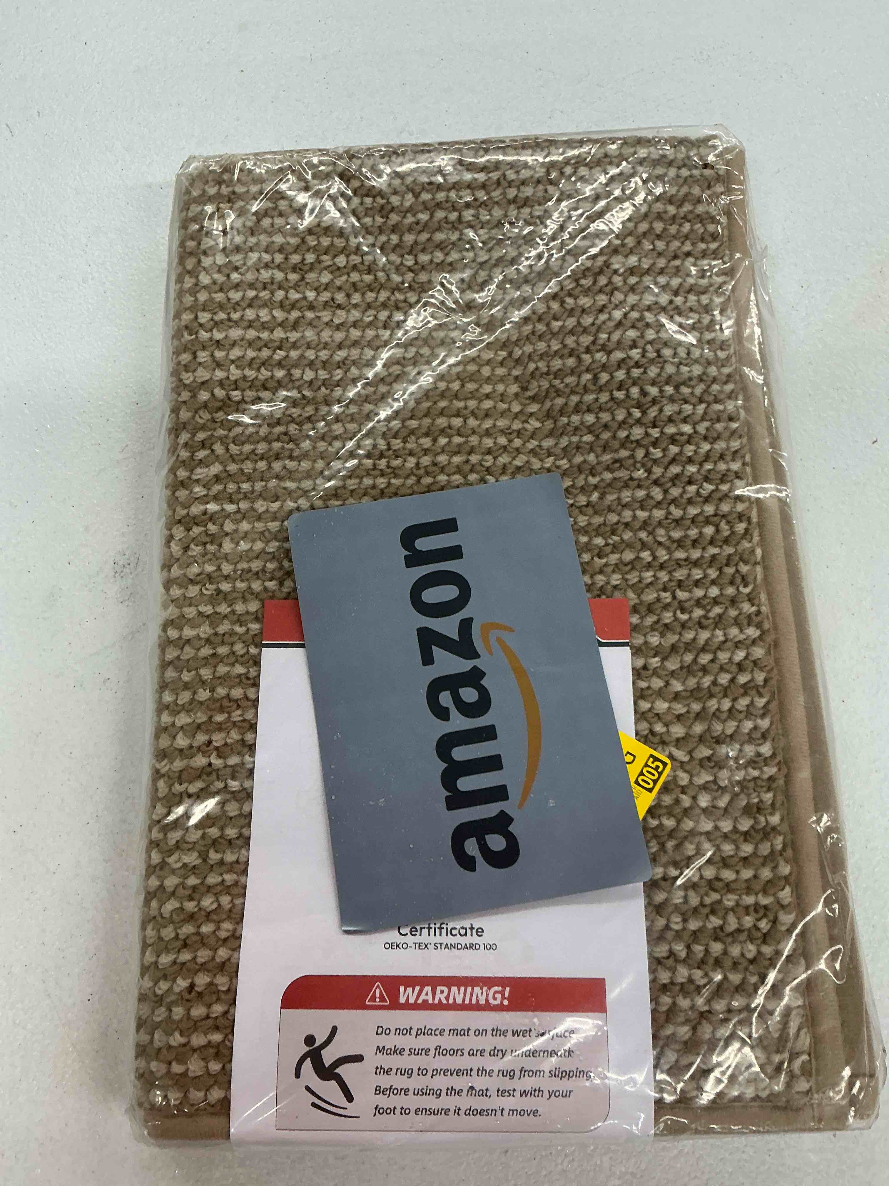 Condition photo showing New/Like New for beqhause dirt trapper door mat 20" x 32", non-slip washable doormats entrance mat, dirt resistant and absorbent welcome mat, low profile floor mats for front back door and entryway, light beige light beige 20" x 32" (rectangular)