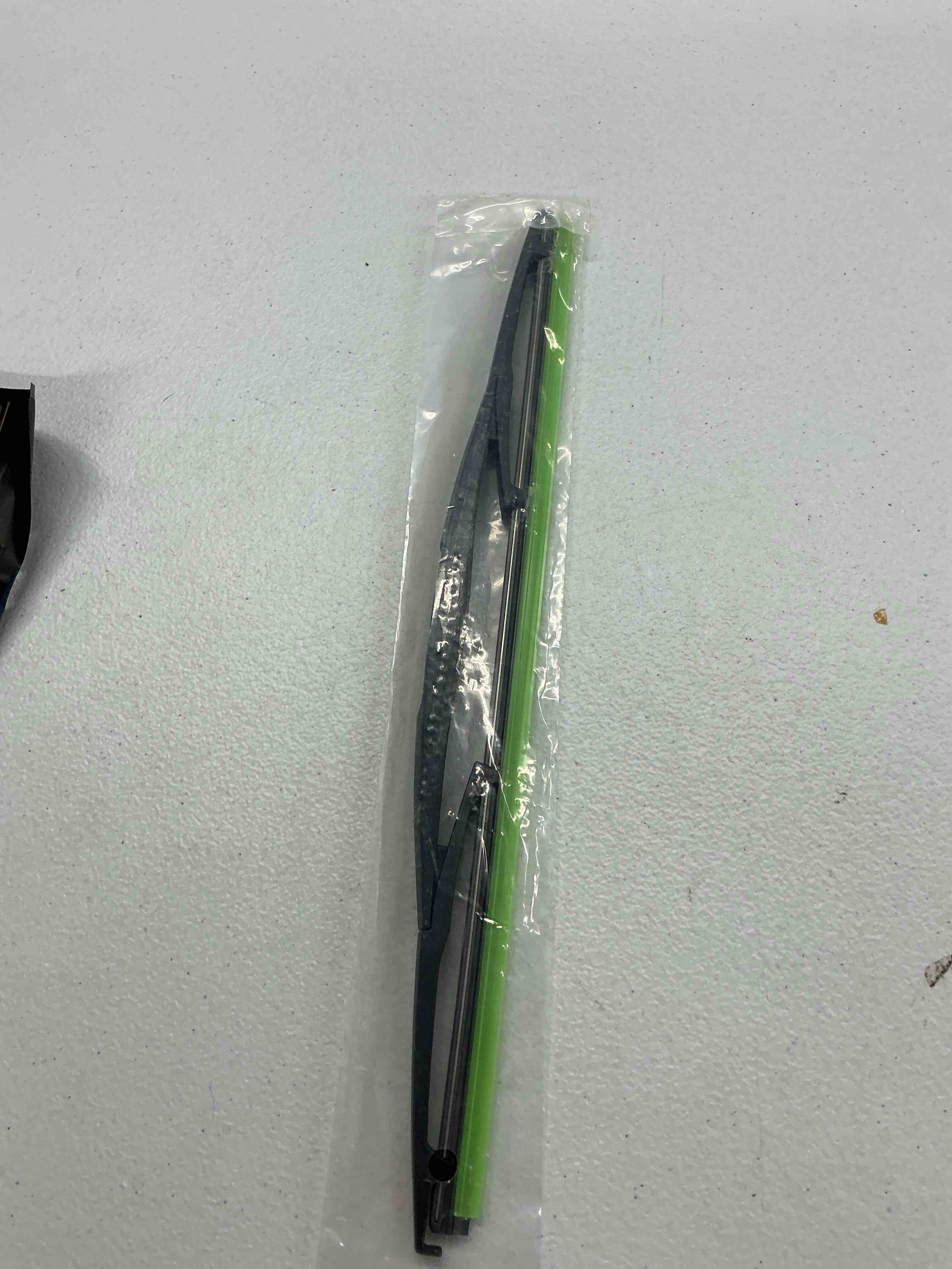 Condition photo showing Good Condition for peak transport heavy duty windshield wiper blade, durable metal wiper blade replacement for class 6-8 trucks, class a rv's, and transit buses with saddle wiper arm and 40" wide saddle blade
