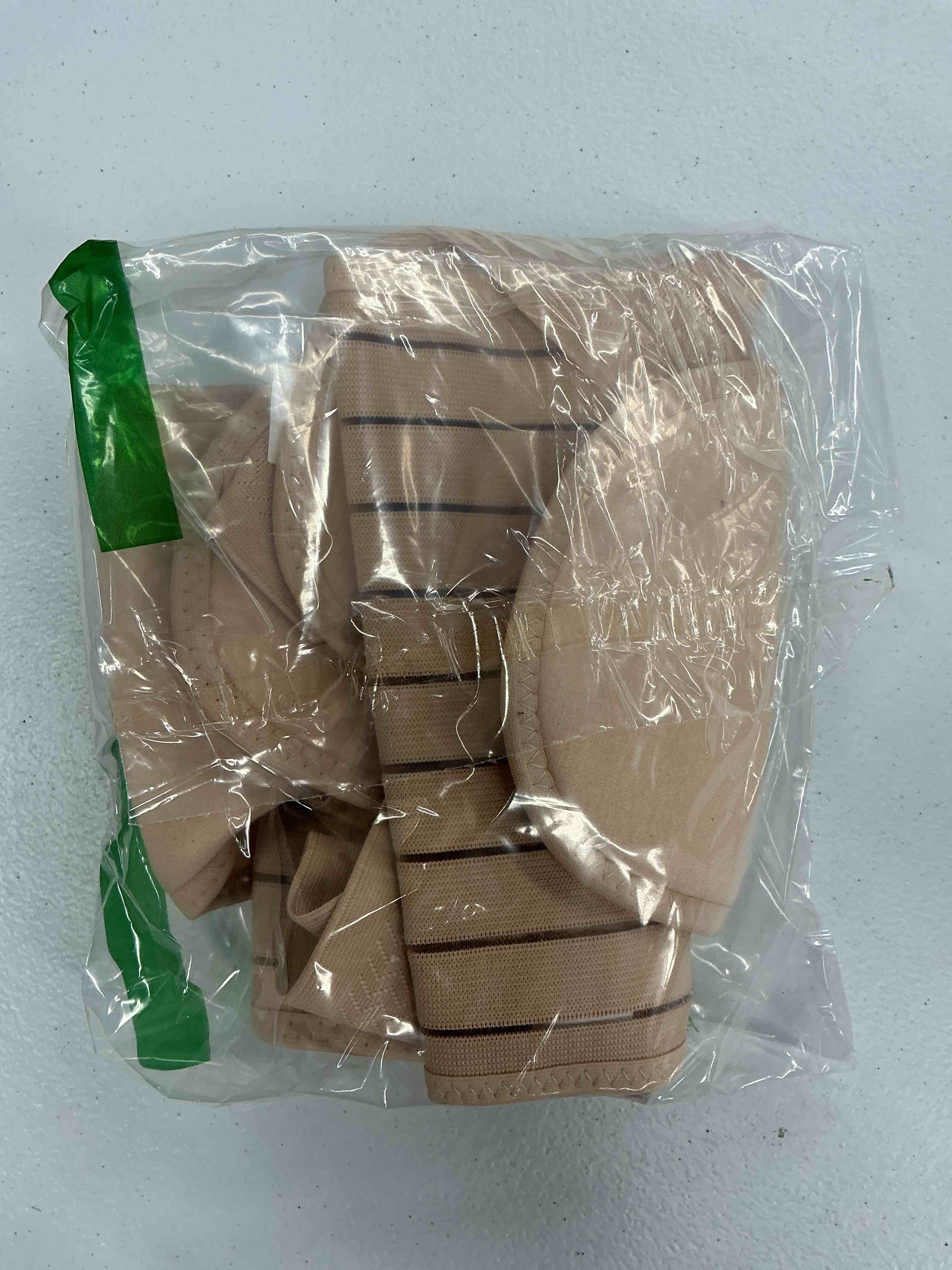 Condition photo showing Good Condition for chongerfei 3 in 1 postpartum support - recovery belly/waist/pelvis belt shapewear slimming girdle, beige, l for posture correction