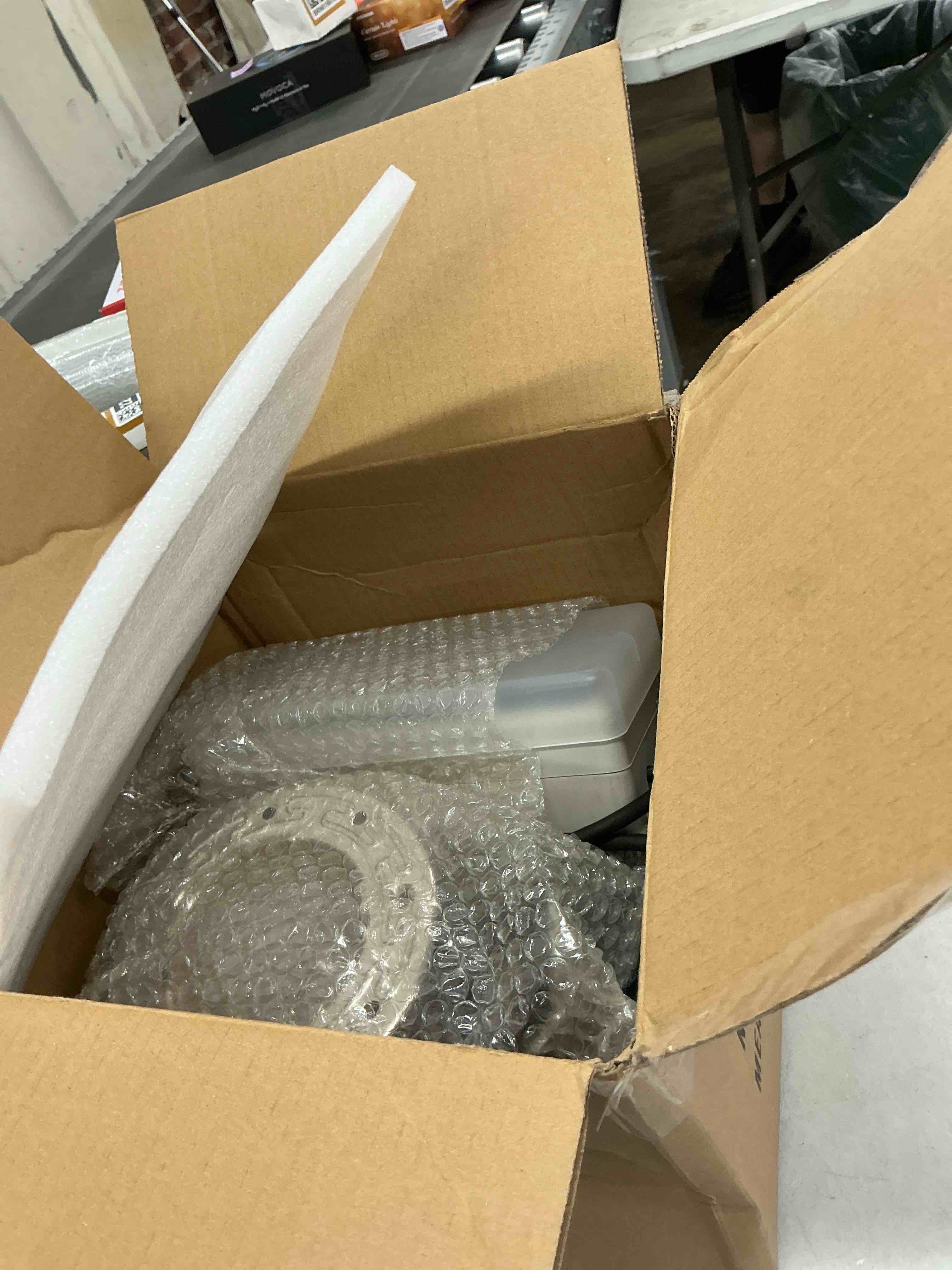https://s3.amazonaws.com/lotting-images-prod/EmanualPiazza/BRN6156782_1779977797757.jpeg