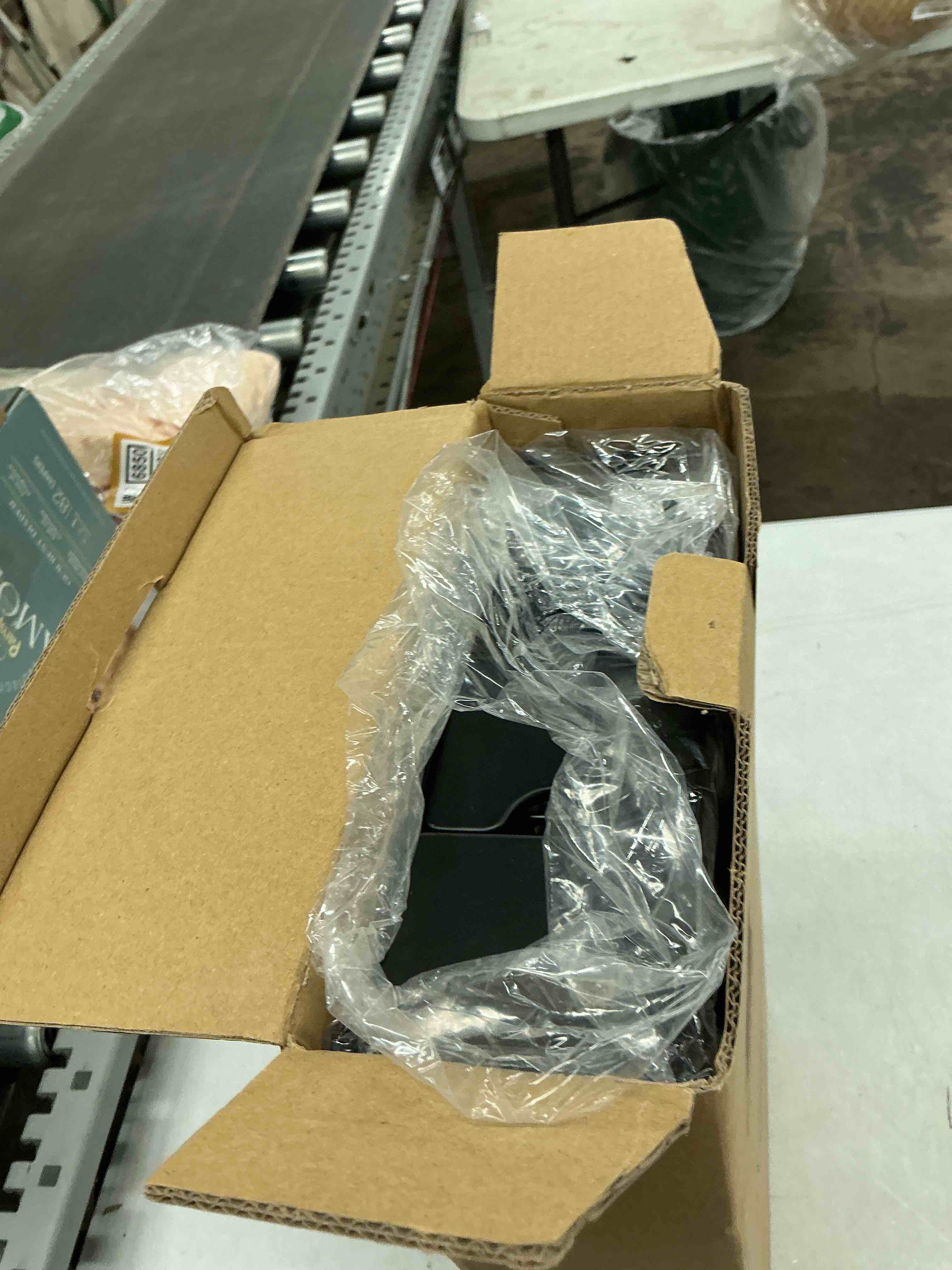 https://s3.amazonaws.com/lotting-images-prod/EmanualPiazza/BRN6156846_1779974393560.jpeg