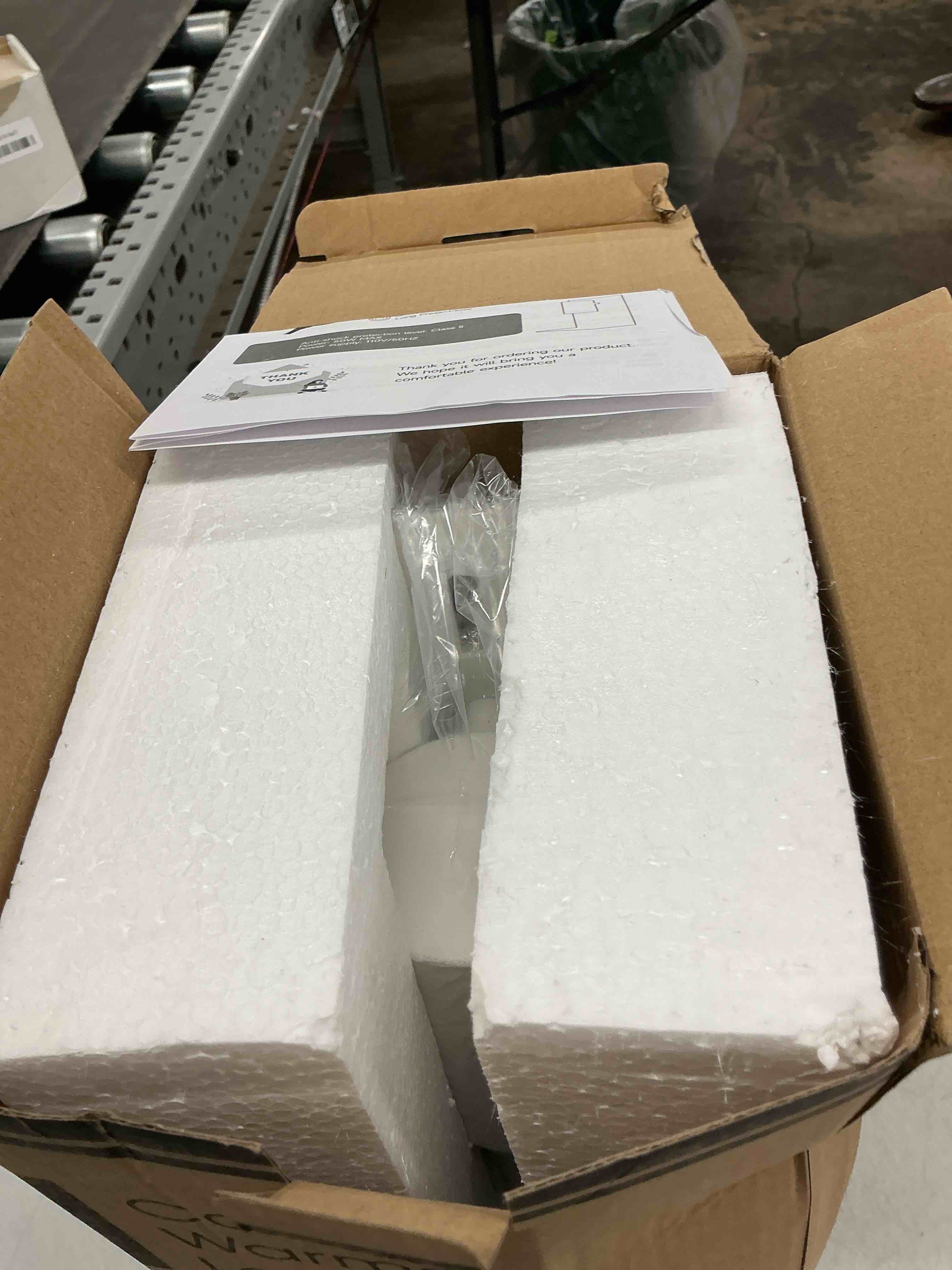 https://s3.amazonaws.com/lotting-images-prod/EmanualPiazza/BRN6157075_1779896956366.jpeg
