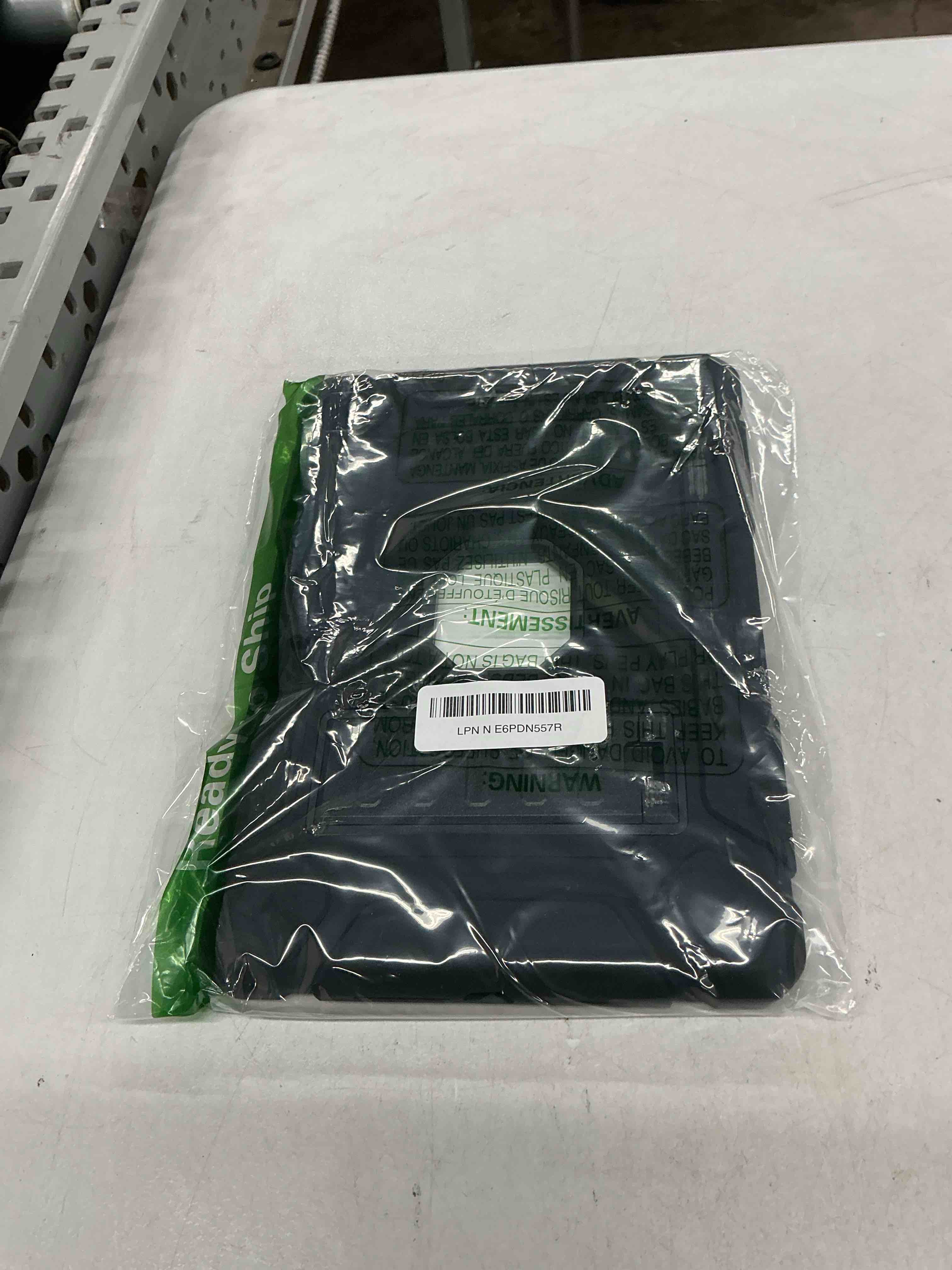https://s3.amazonaws.com/lotting-images-prod/EmanualPiazza/BRN6157133_1779900553793.jpeg