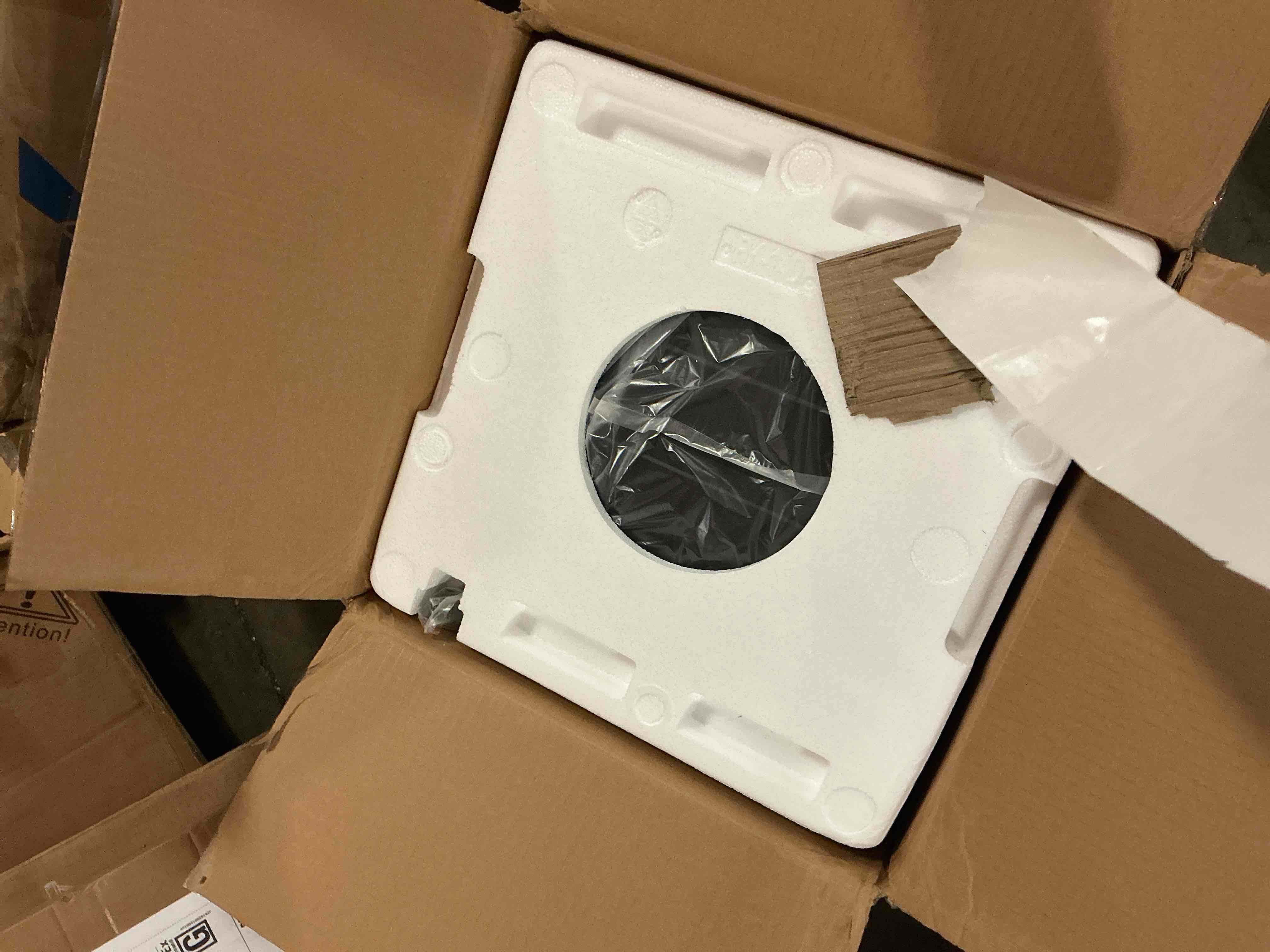 https://s3.amazonaws.com/lotting-images-prod/EmanualPiazza/BRN6157346_1779824459749.jpeg