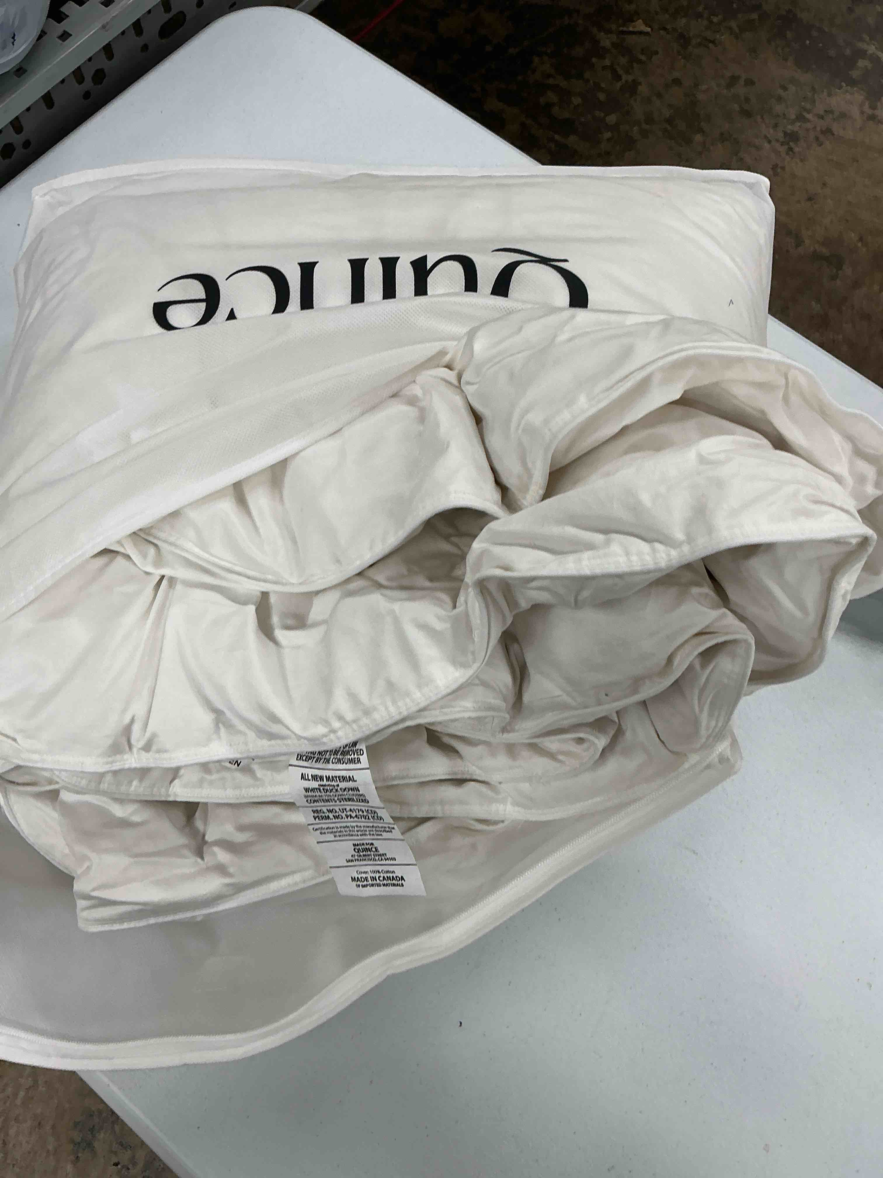 Condition photo showing Good Condition for quincebedsure comforter duvet insert - quilted comforters king size, all season duvet, gentlesoft down alternative bedding blanket, with 8 tabs, gifts for women/men, linen, king 90 x 102 inches