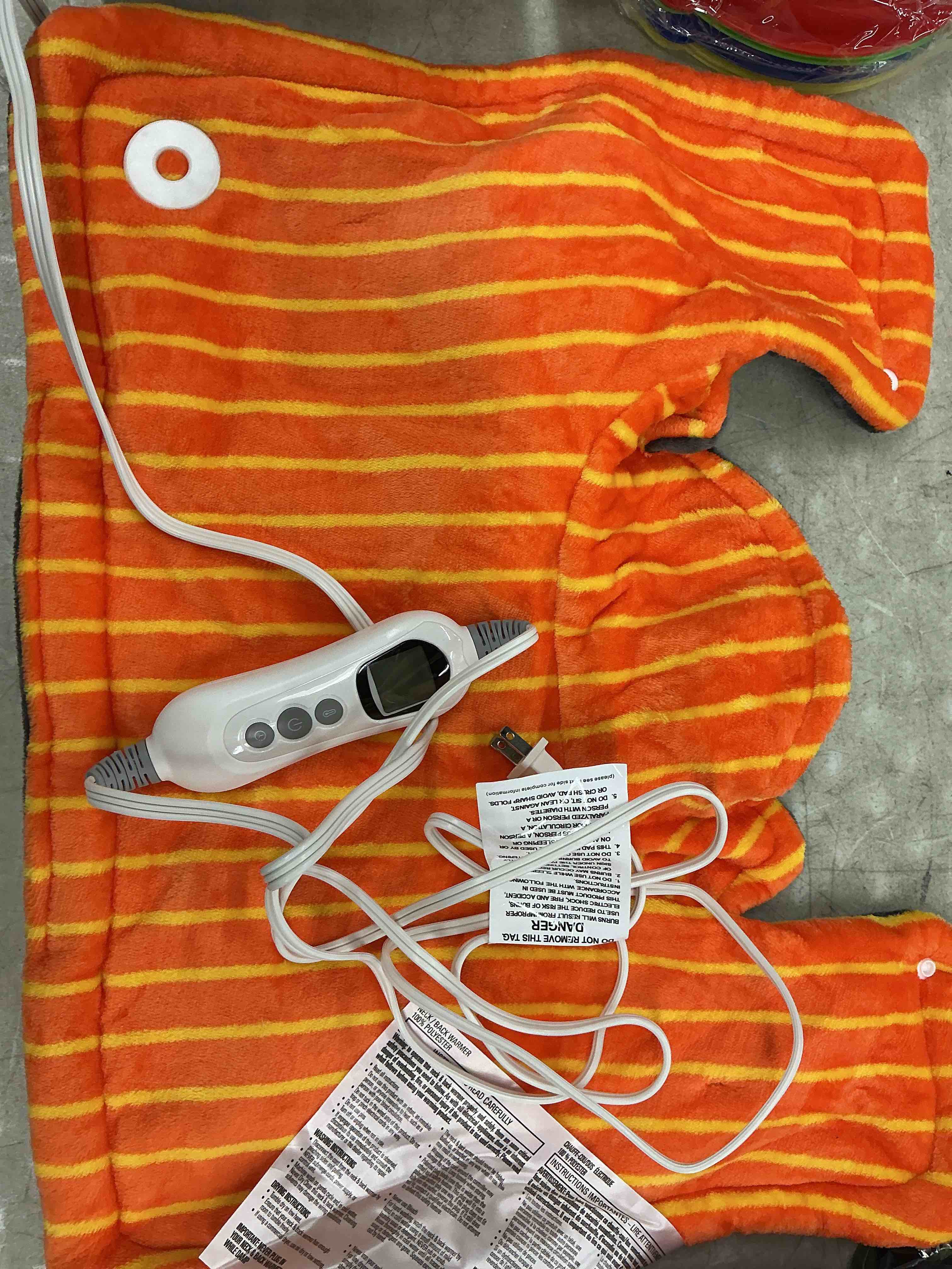 Condition photo showing Good Condition for vaaghanm heating pad: electric heat pad for neck & shoulders & back - heated wrap weighted instant heating pads-6 heat options & 6 auto timer mode - gift for mom women deep grey