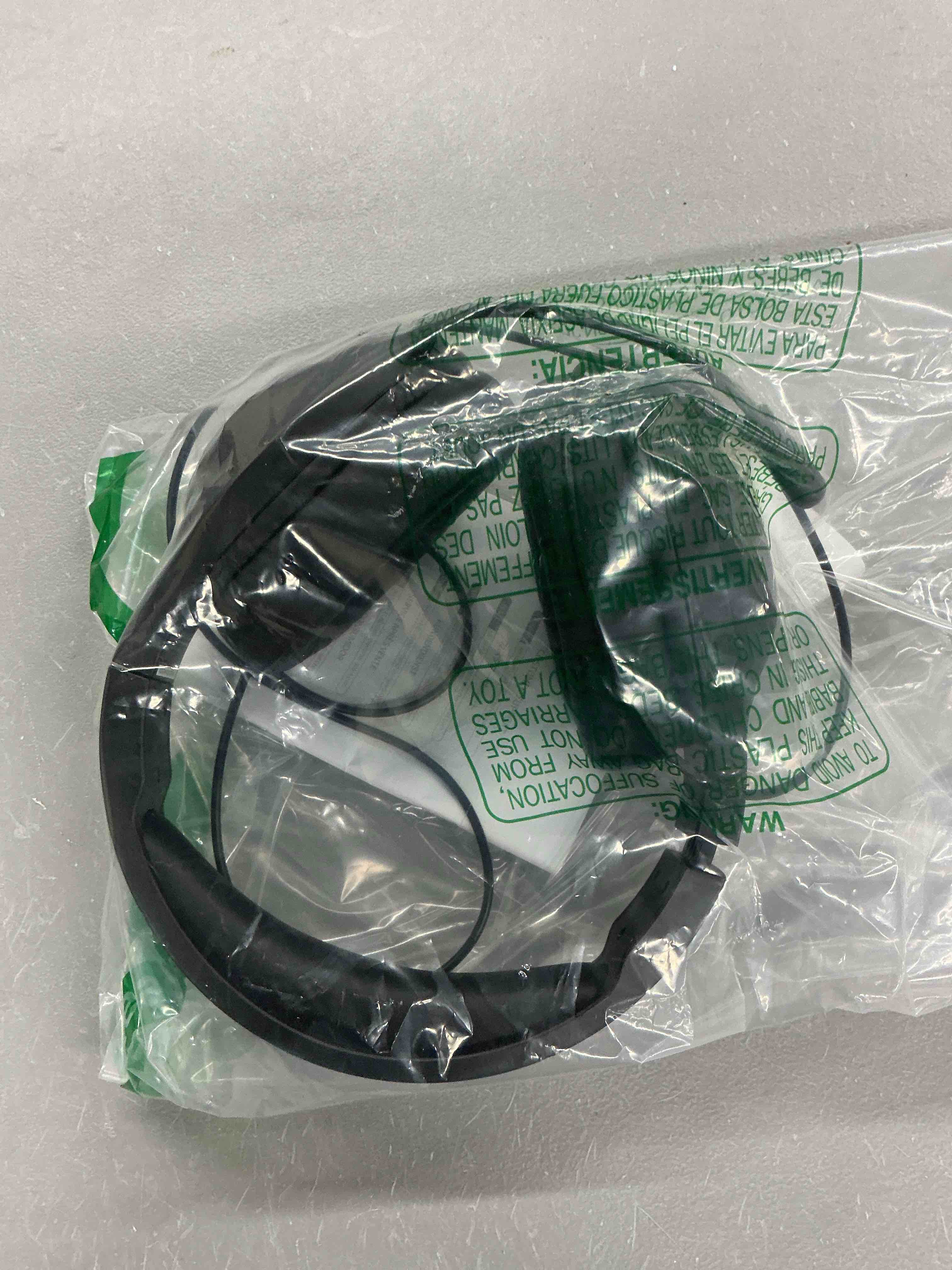 Condition photo showing Good Condition for aoc wireless gaming headset compatible with ps5/4, nintendo switch, pc, bluetooth 5.4 & 2.4ghz gaming headphones with noise canceling mic, rgb, type-c, 20ms latency, 45h, 7.1 virtual surround- black