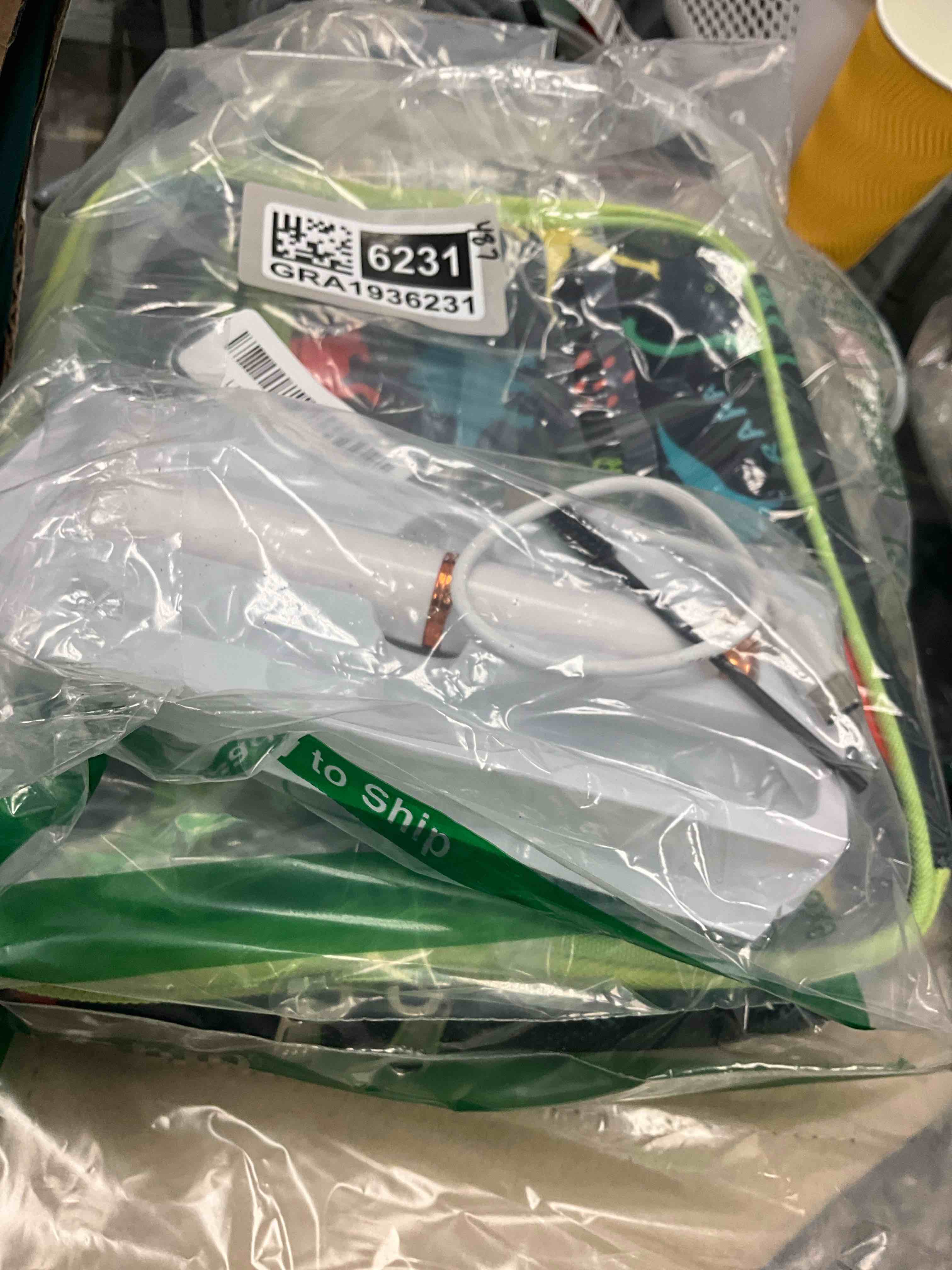 Condition photo showing Good Condition for heated eyelash curler - 2-in-1 clip-type design, 3 temperature modes, usb rechargeable electric eyelash curler, natural curling 24h long-lasting curl, gift for women & girls, white