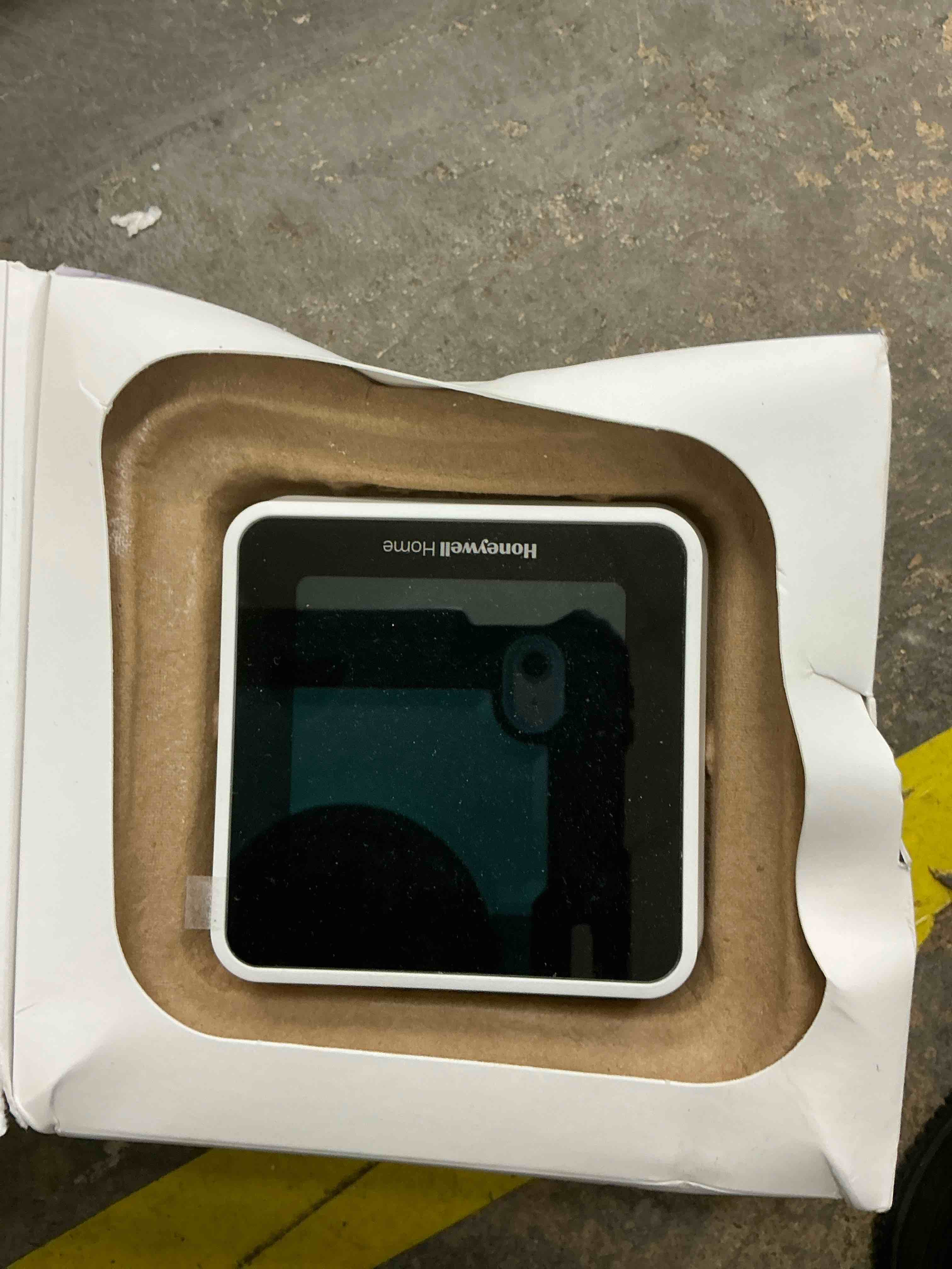 https://s3.amazonaws.com/lotting-images-prod/EmanualPiazza/GRA1936441_1778011951202.jpeg