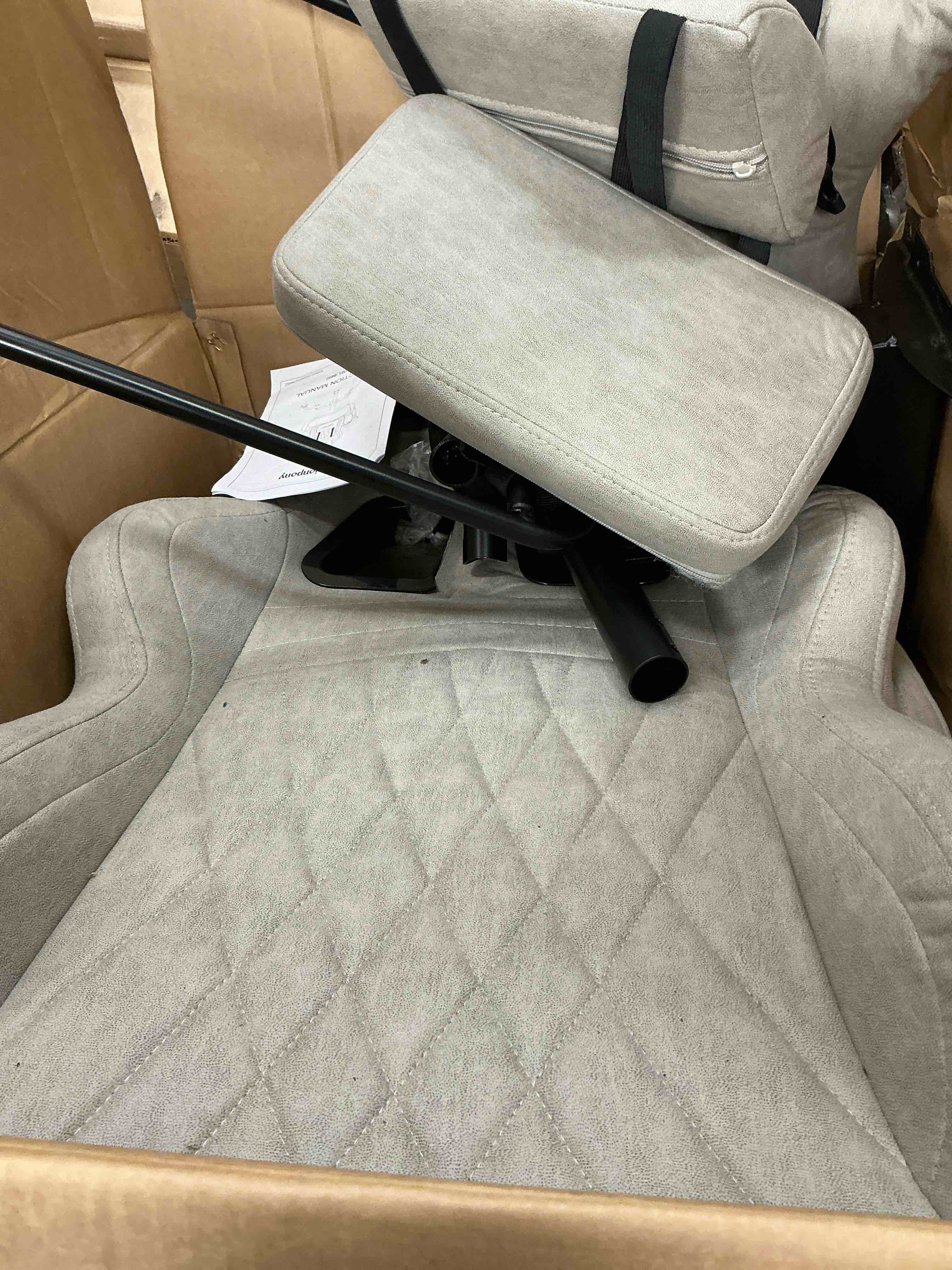 Condition photo showing Good Condition for jonpony big and tall gaming chair, computer chair with footrest and massage lumbar support, height adjustable game chair with headrest and swivel seat?grey