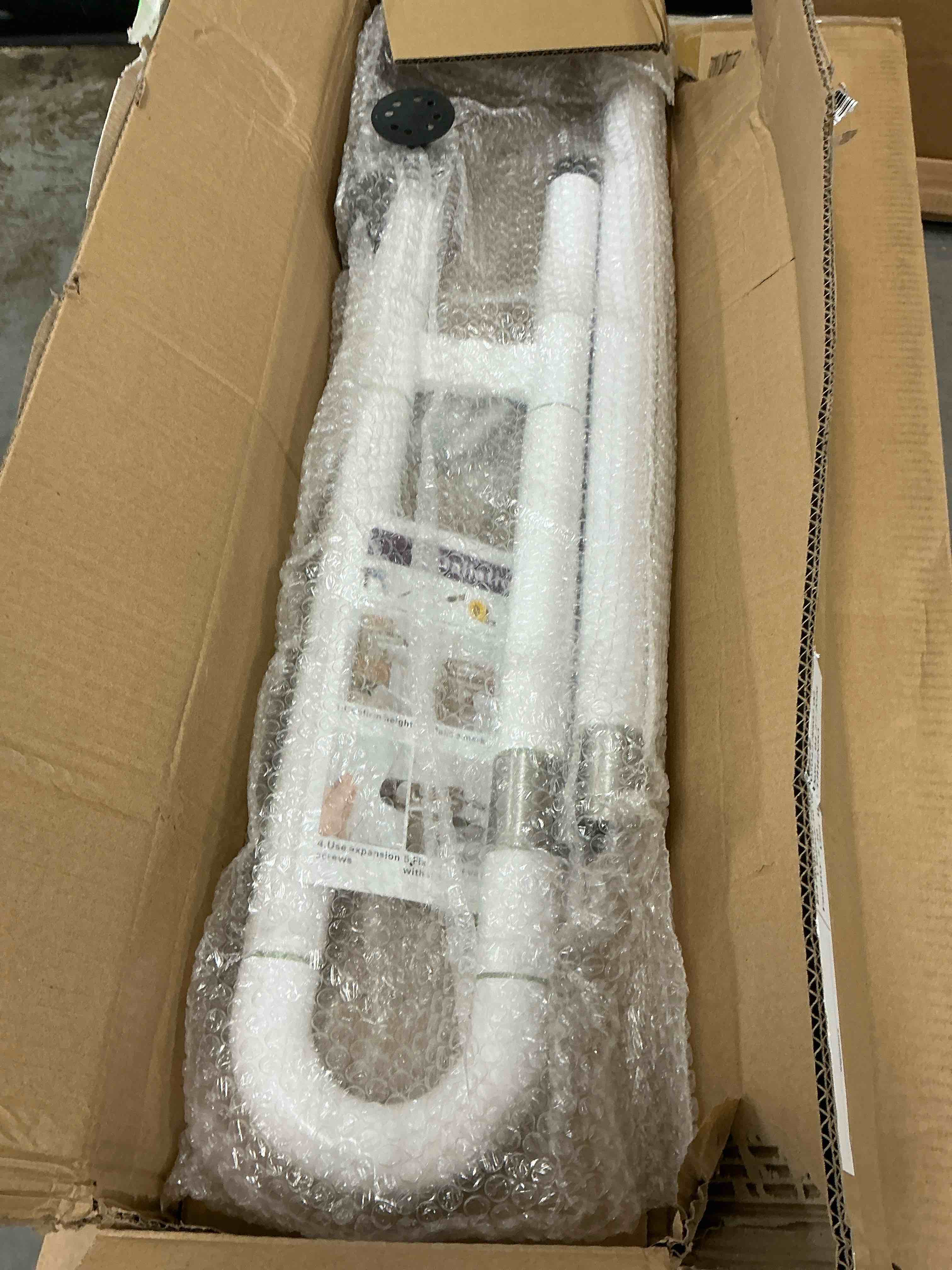 https://s3.amazonaws.com/lotting-images-prod/EmanualPiazza/GRA1937516_1779909528147.jpeg